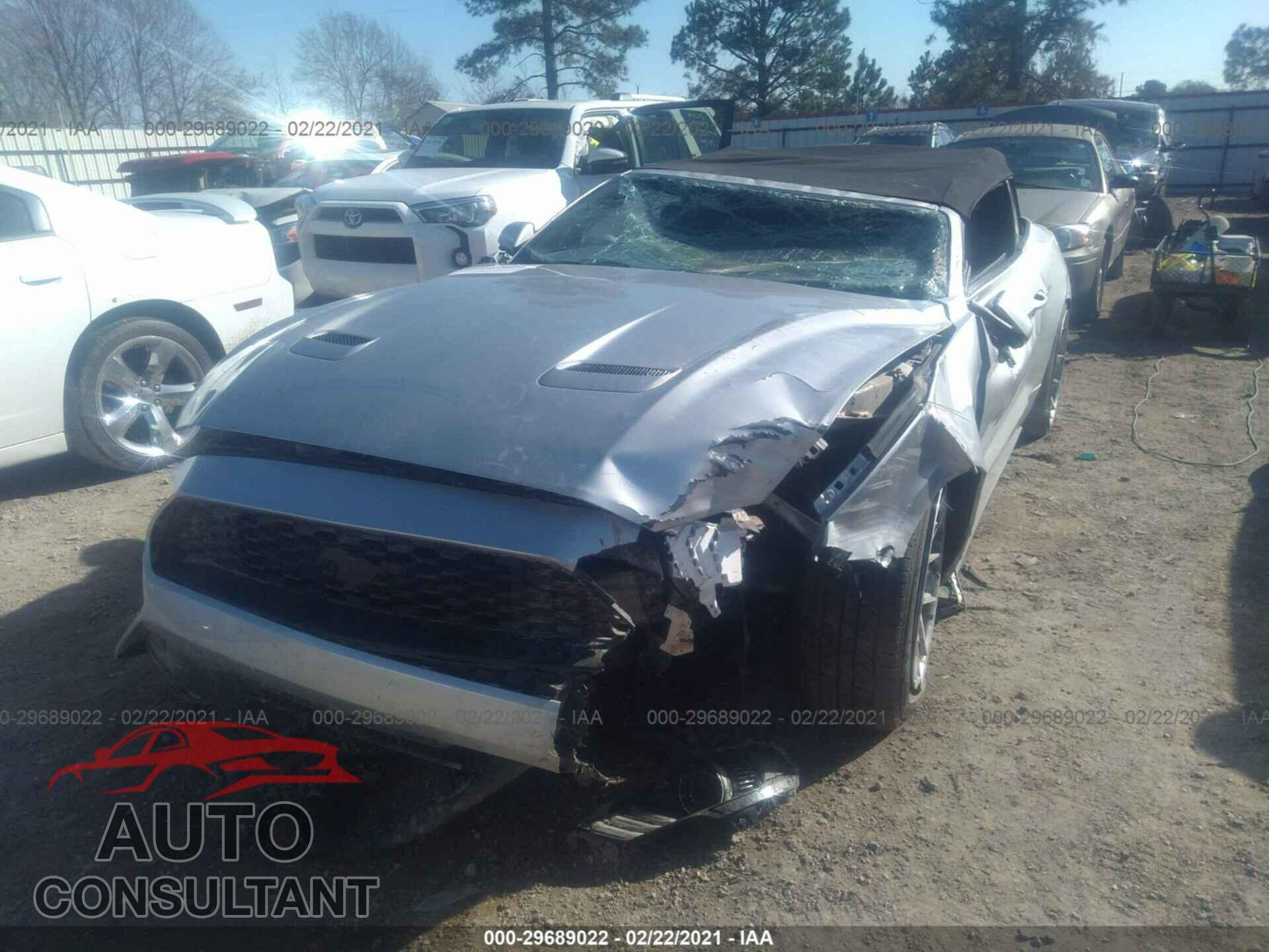 FORD MUSTANG 2018 - 1FATP8UH2J5117841