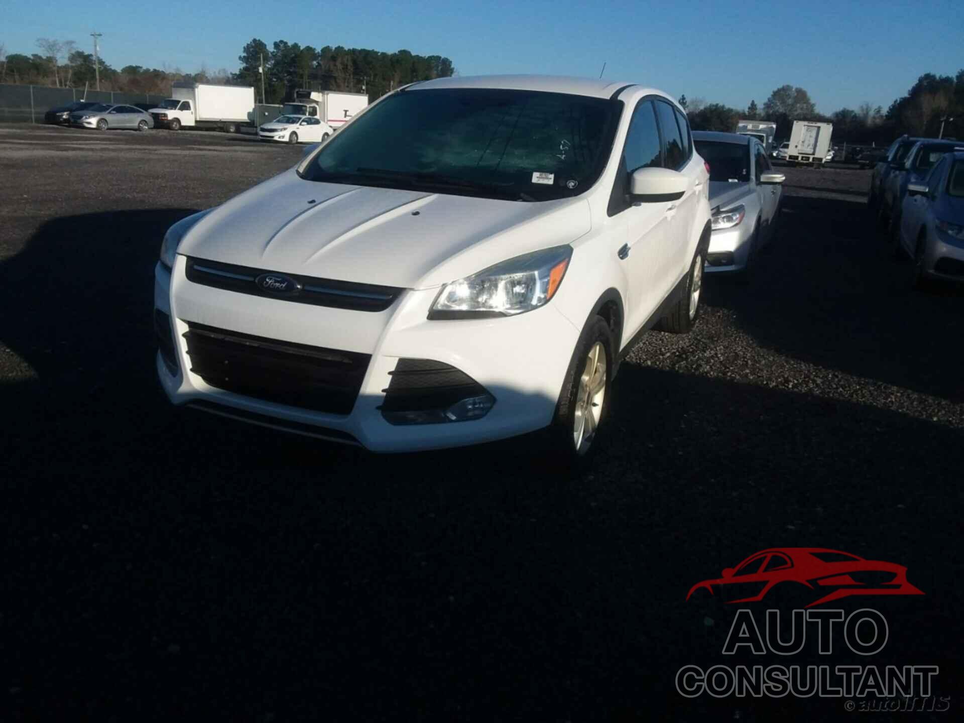 FORD ESCAPE 2016 - 1FMCU0GX0GUC01805