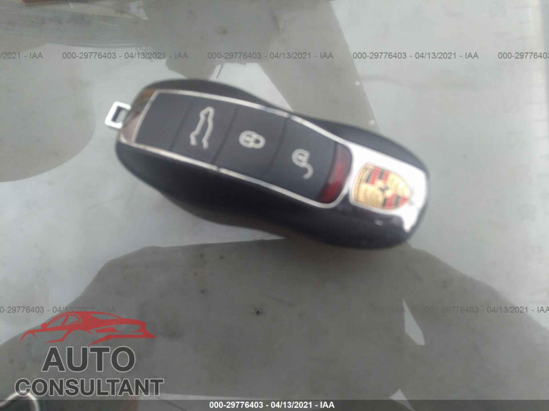 PORSCHE MACAN 2018 - WP1AA2A59JLB03391