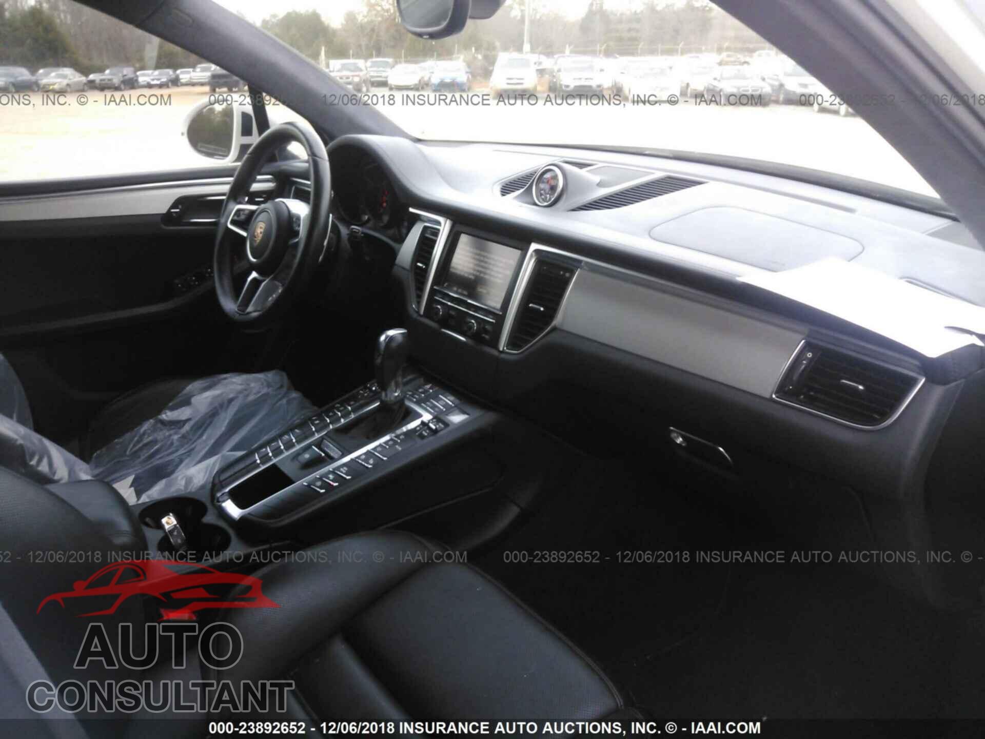 PORSCHE MACAN 2015 - WP1AF2A54FLB90464