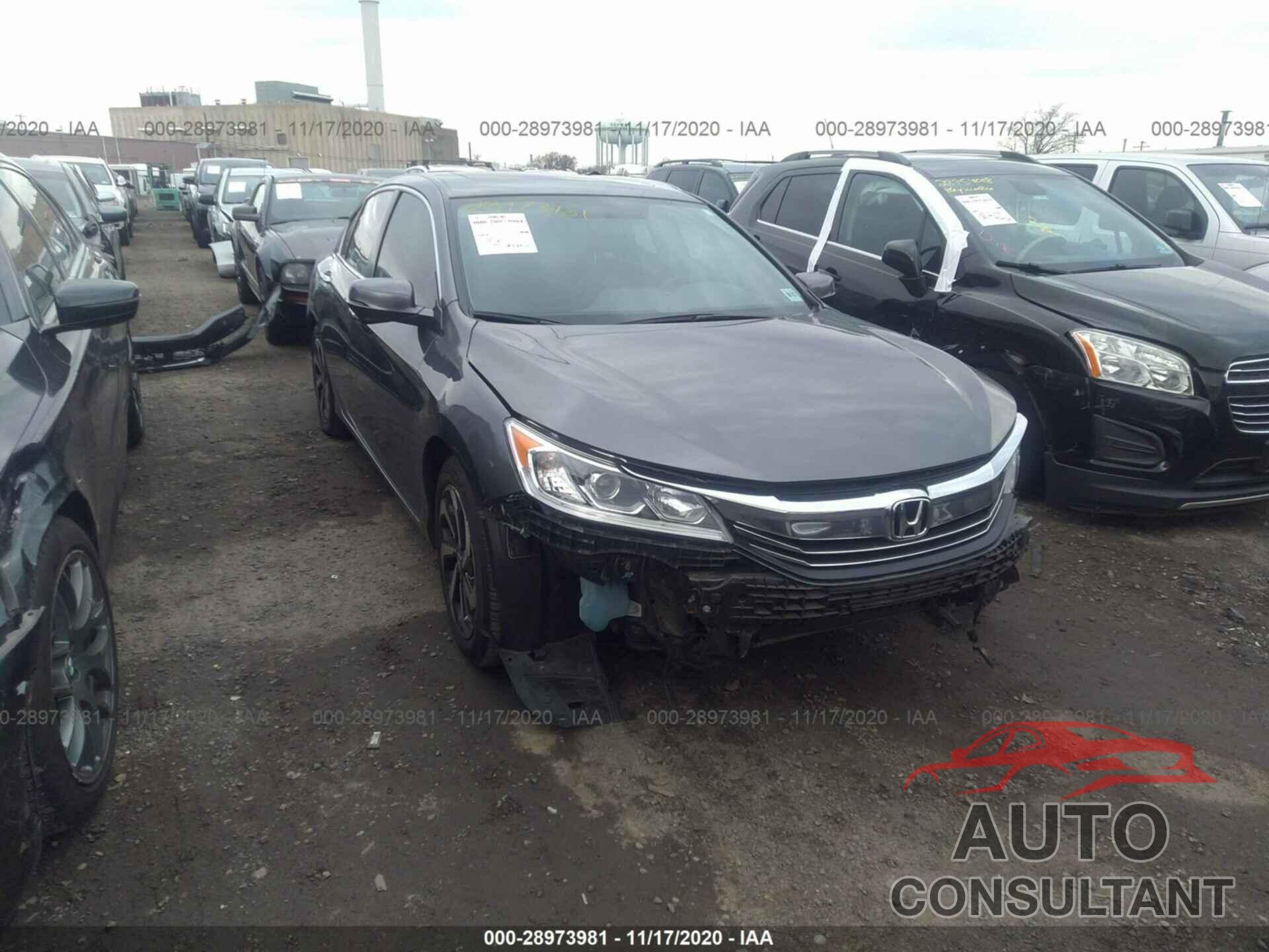 HONDA ACCORD SEDAN 2016 - 1HGCR2F80GA124660
