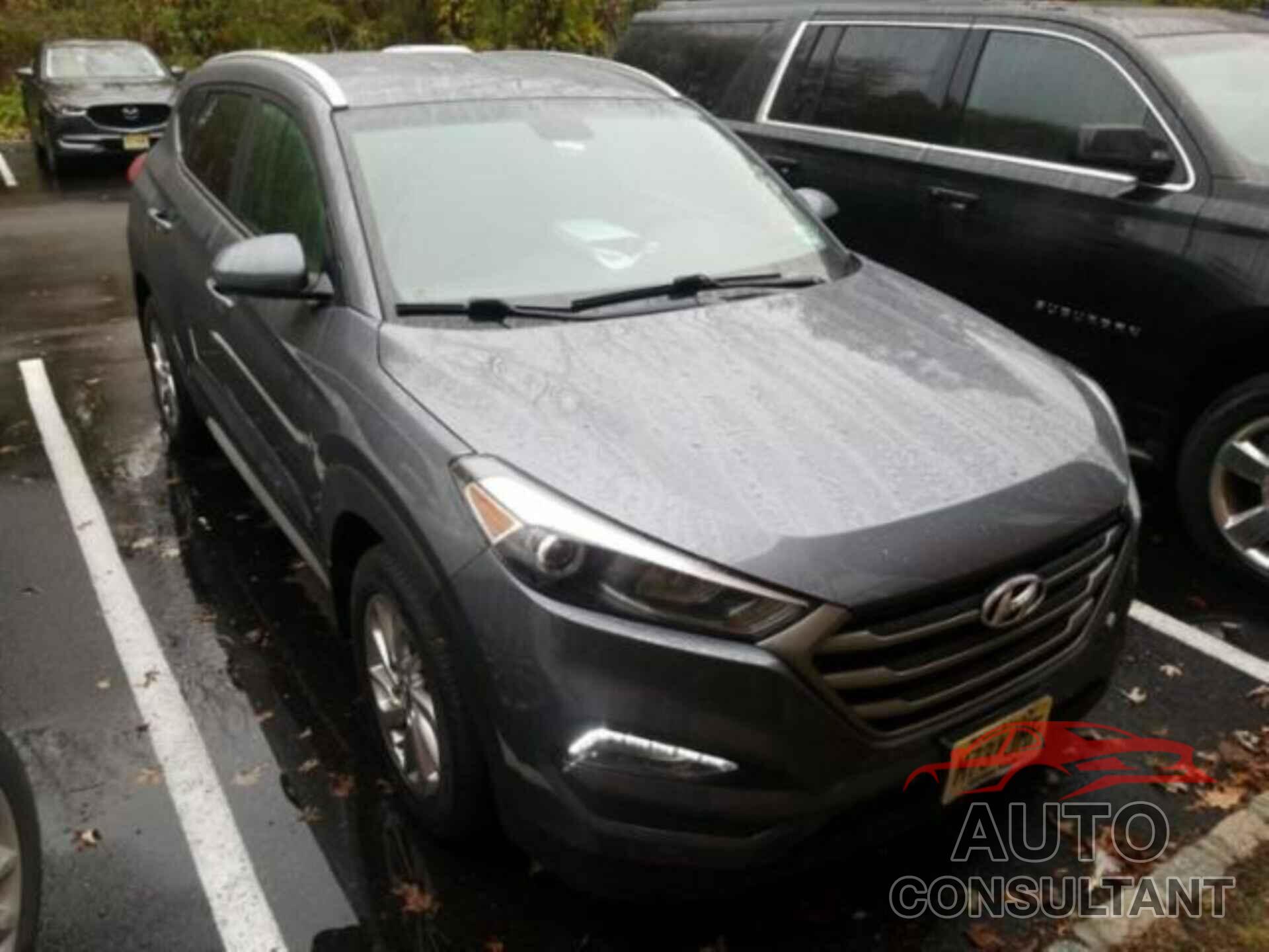 HYUNDAI TUCSON 2017 - KM8J3CA46HU574293