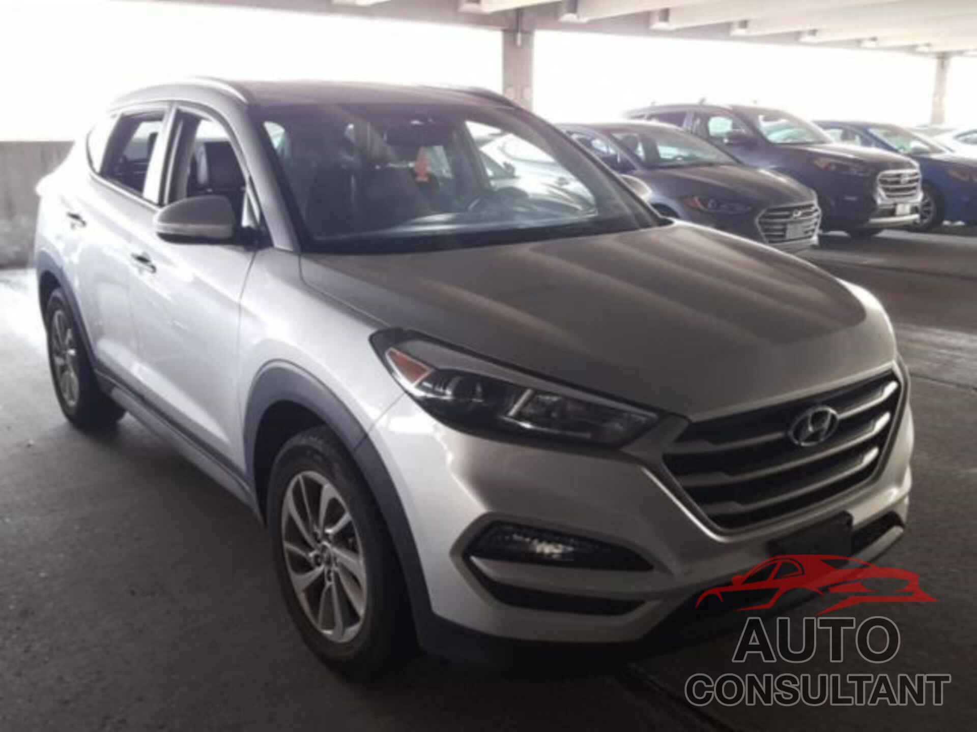 HYUNDAI TUCSON 2018 - KM8J3CA46JU693452