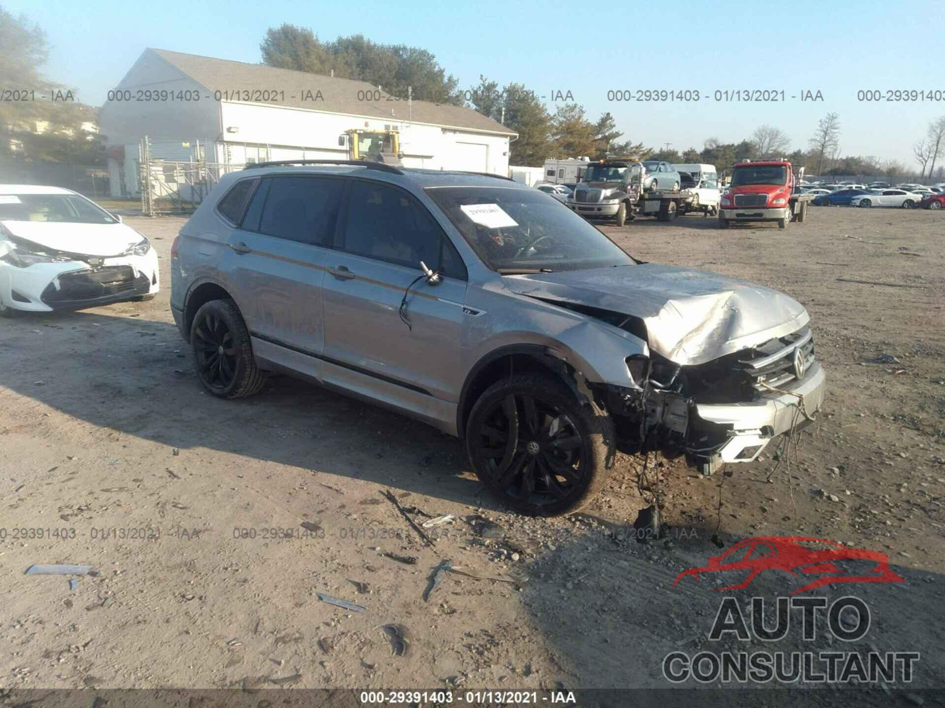 VOLKSWAGEN TIGUAN 2020 - 3VV2B7AX8LM157446