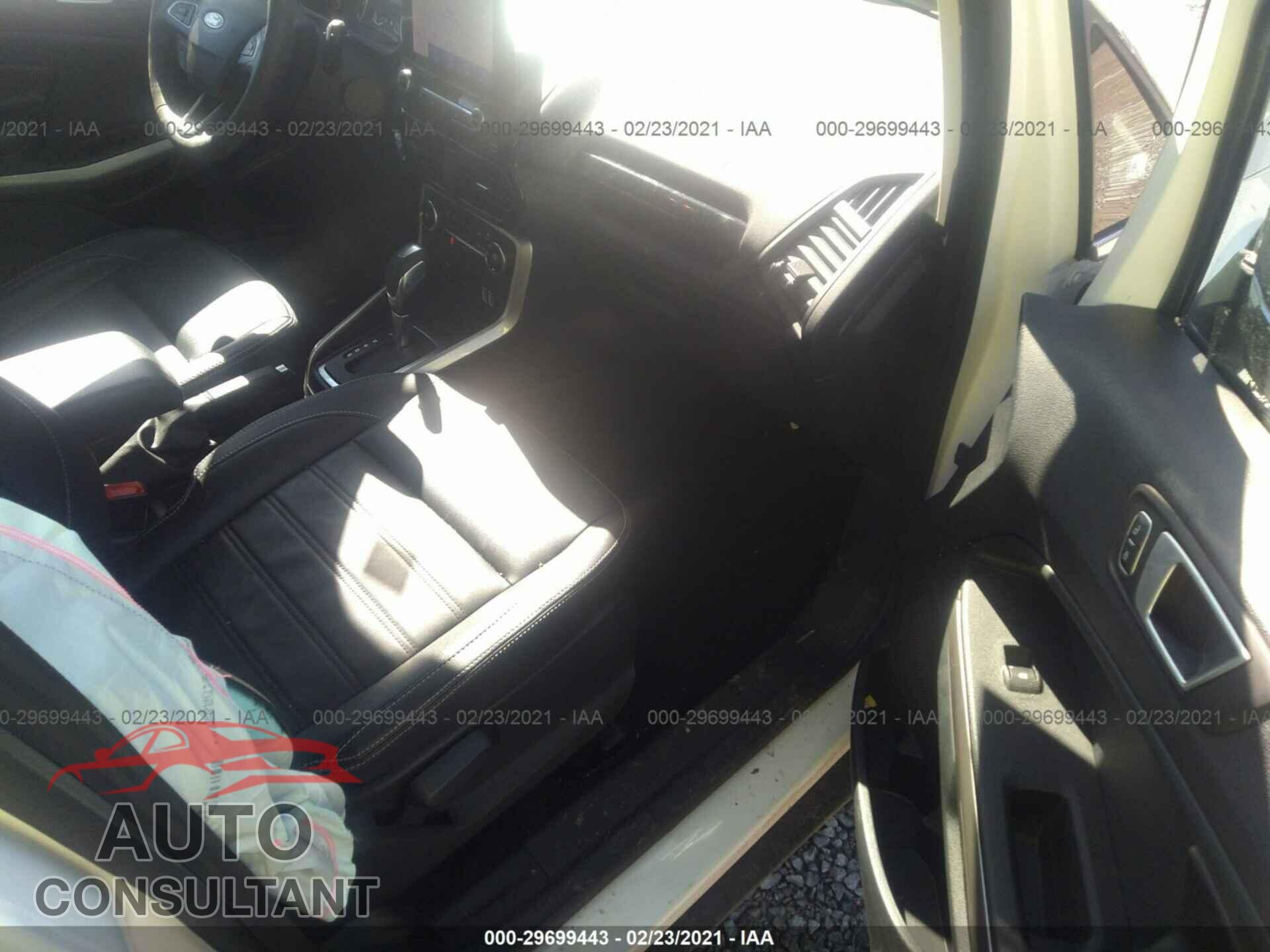 FORD ECOSPORT 2020 - MAJ6S3KL8LC362177