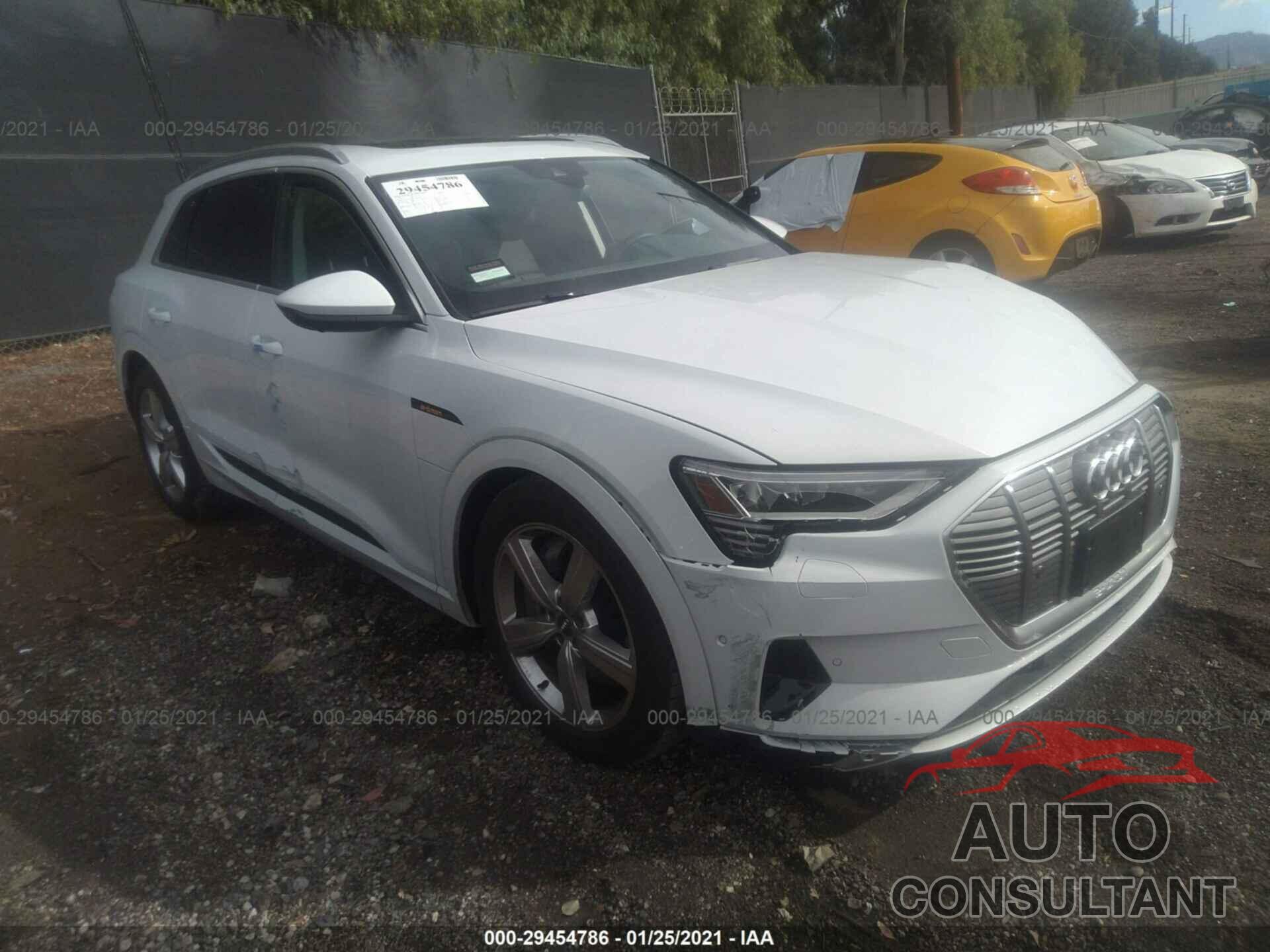 AUDI E-TRON 2019 - WA1LAAGE2KB023783