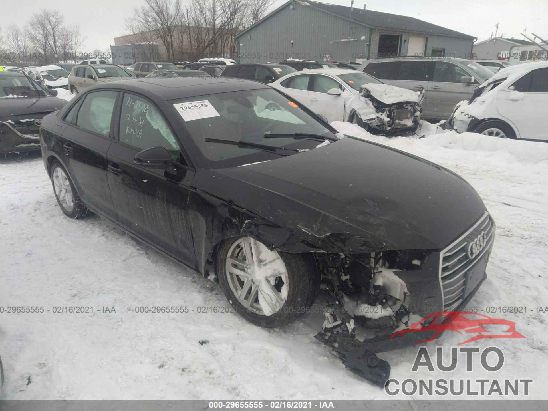 AUDI A4 2017 - WAUANAF47HN055806