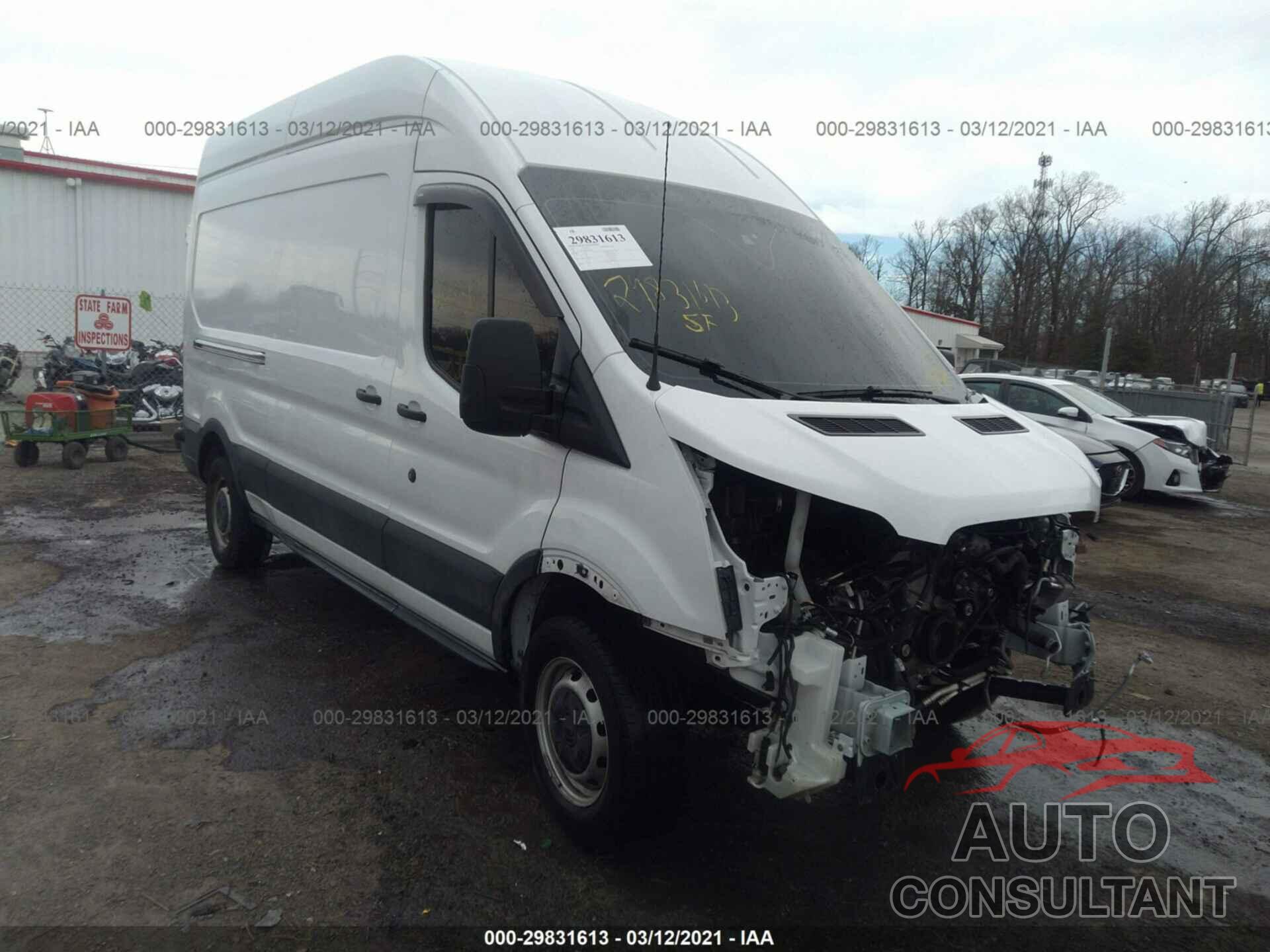 FORD TRANSIT VAN 2019 - 1FTYR2XM4KKB18606