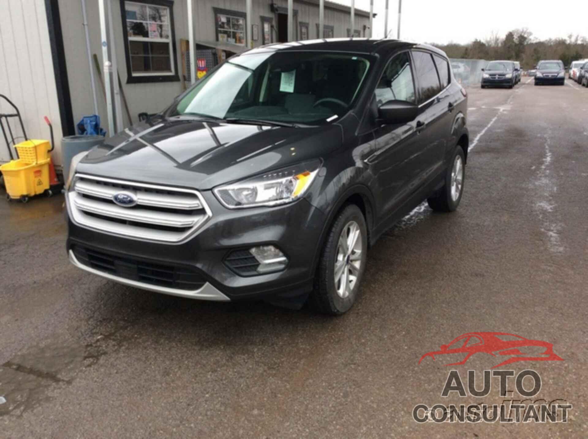FORD ESCAPE 2019 - 1FMCU0GD1KUB33318