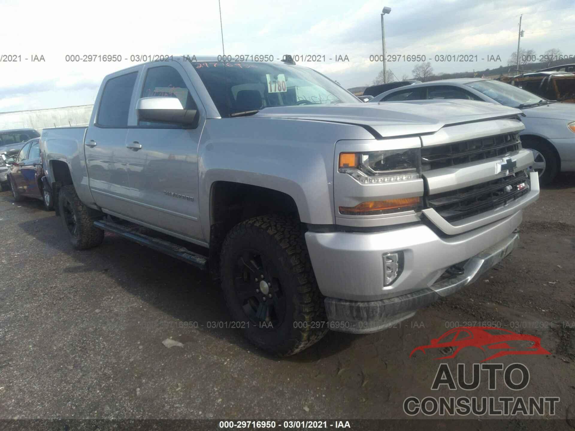CHEVROLET SILVERADO 1500 2018 - 3GCUKRECXJG117858