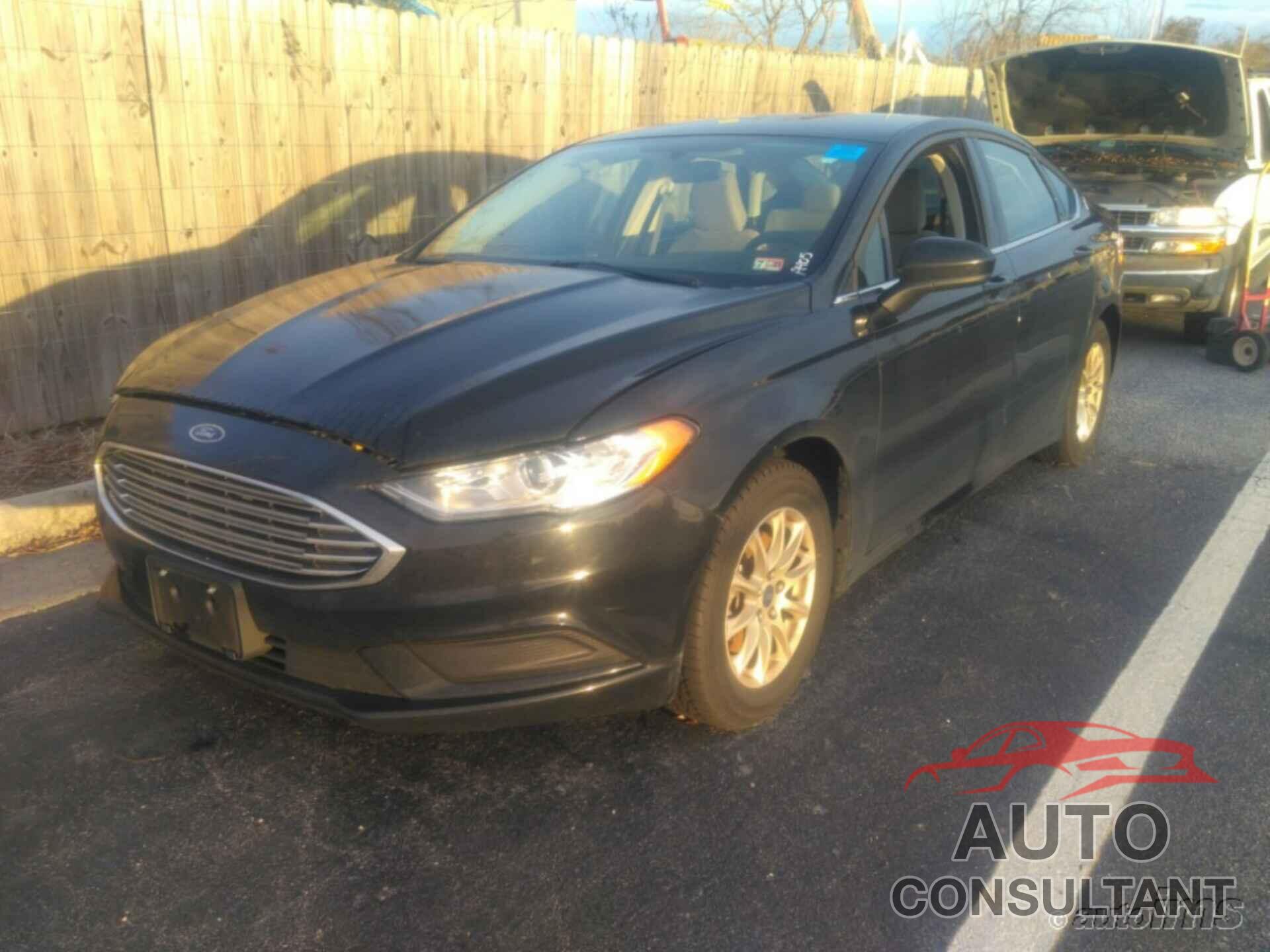 FORD FUSION 2018 - 3FA6P0G71JR254235