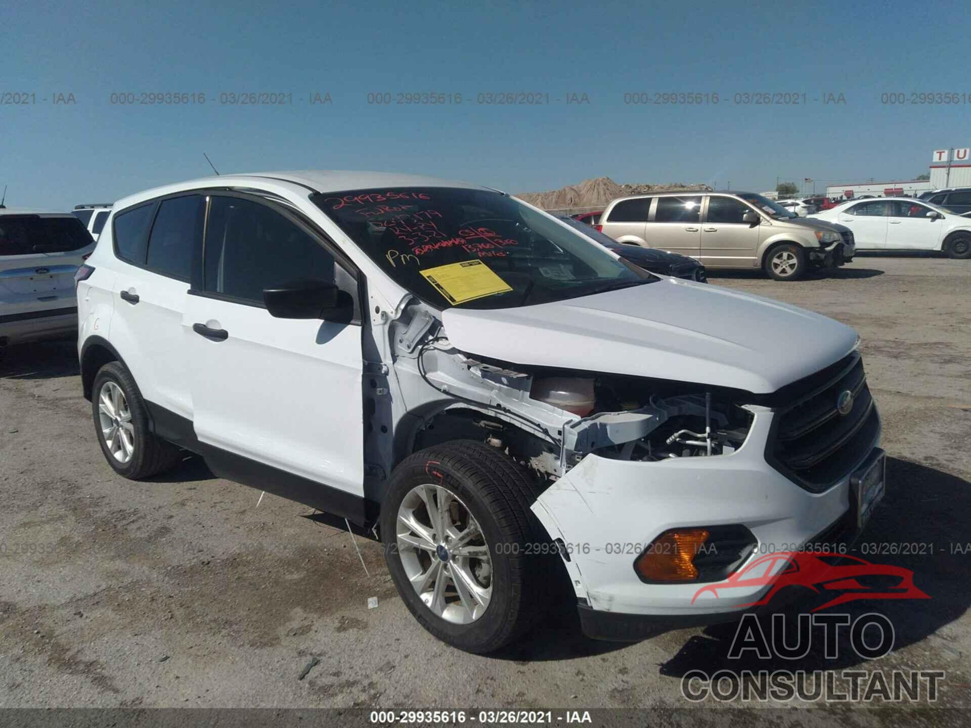 FORD ESCAPE 2018 - 1FMCU0F73JUC06313