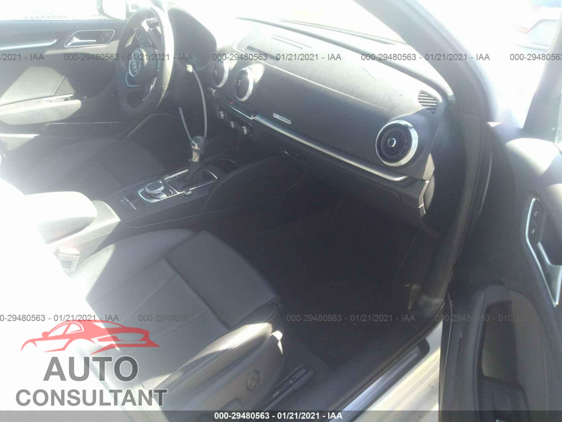 AUDI A3 SEDAN 2020 - WAUCUGFF2LA005170