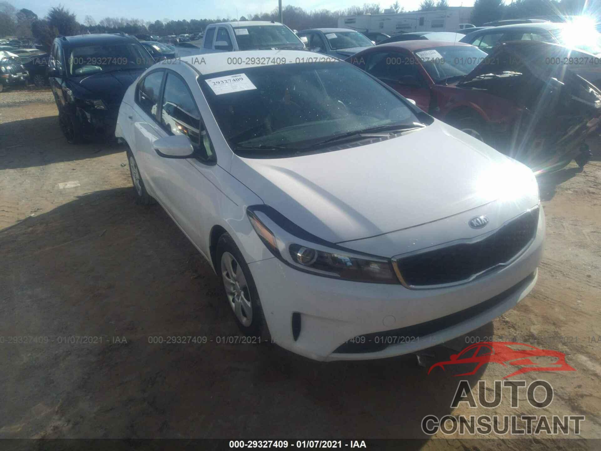 KIA FORTE 2018 - 3KPFK4A75JE242119