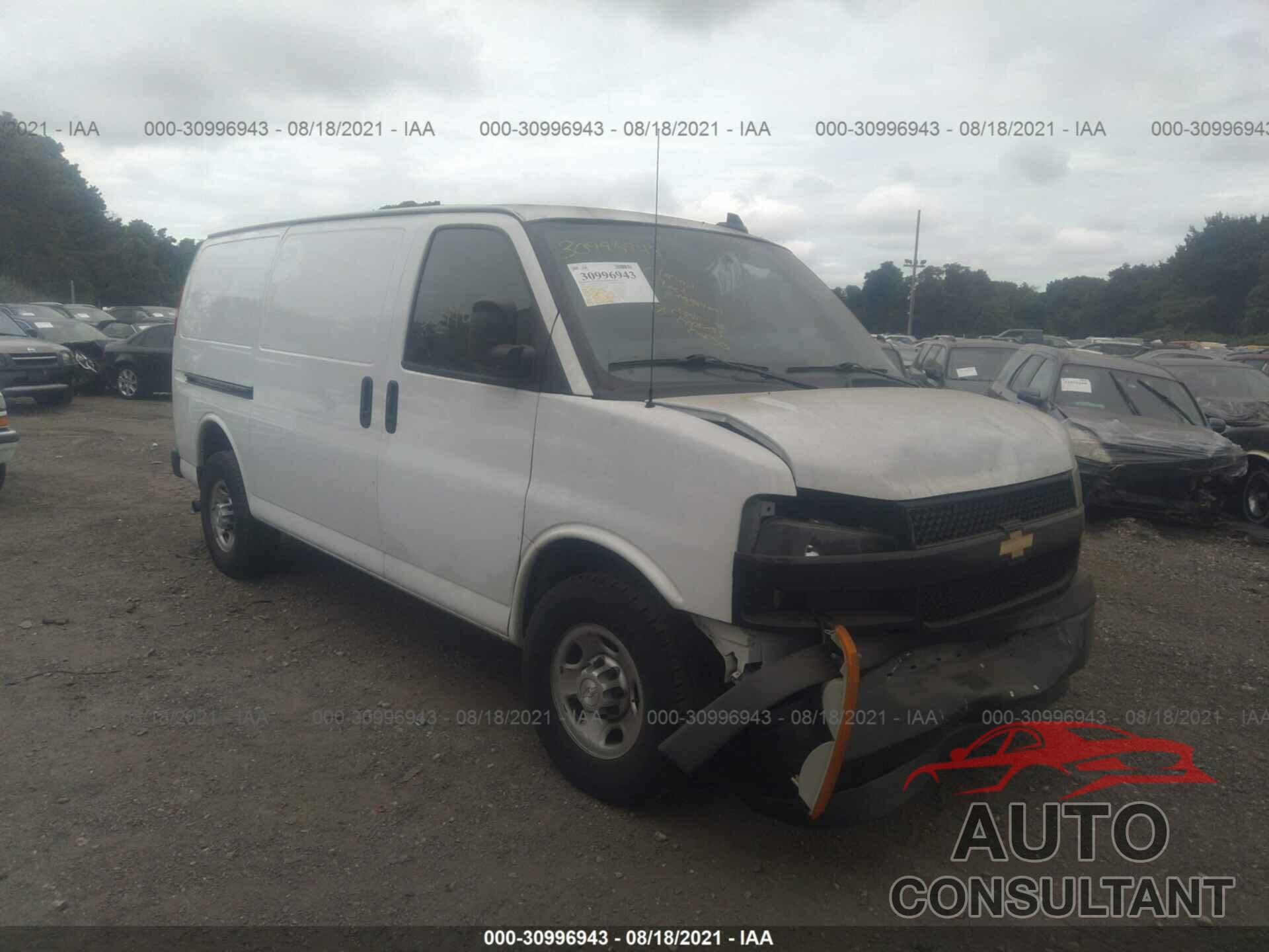 CHEVROLET EXPRESS CARGO VAN 2018 - 1GCWGAFG0J1318311