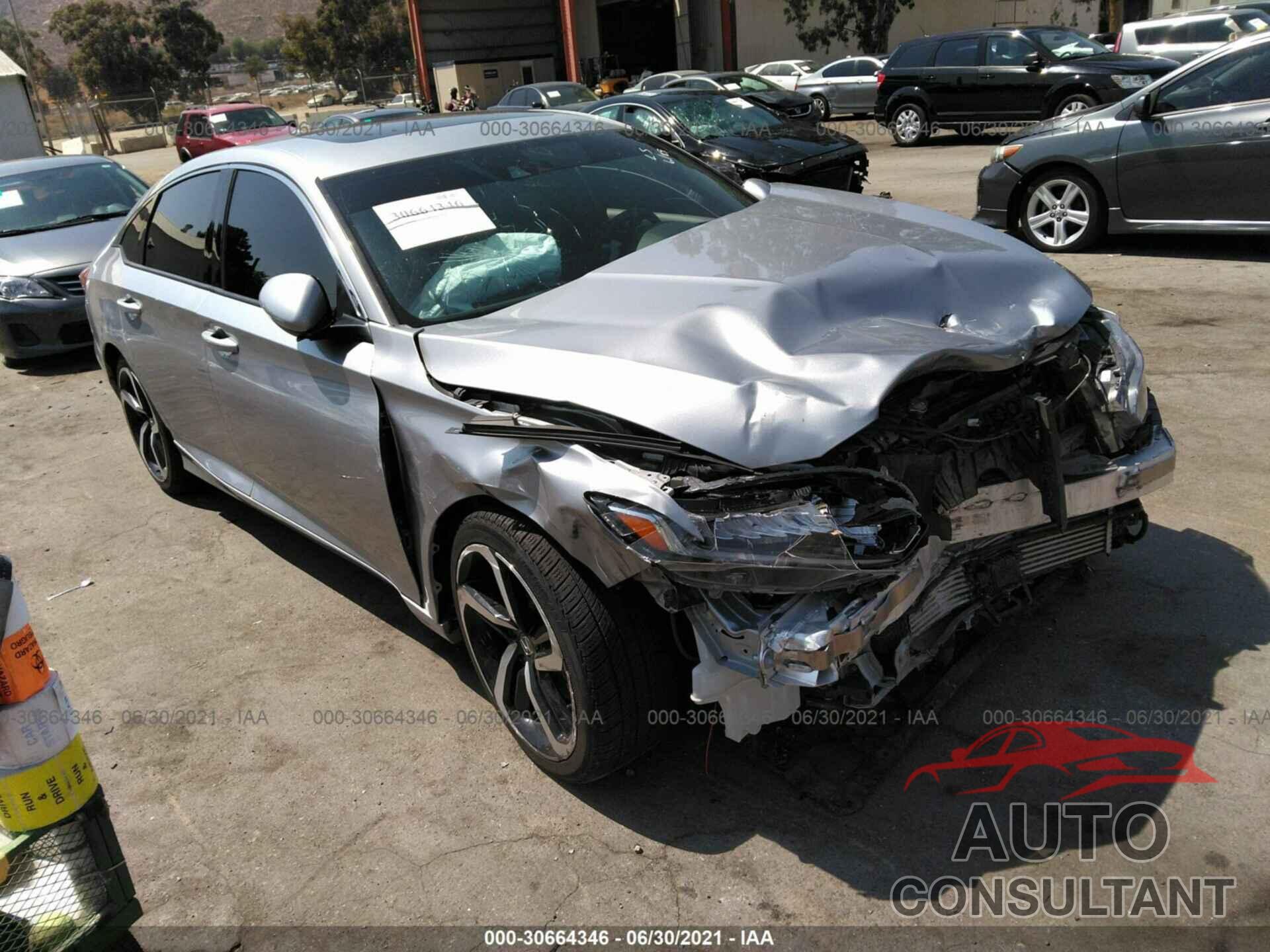 HONDA ACCORD SEDAN 2018 - 1HGCV2F33JA015231