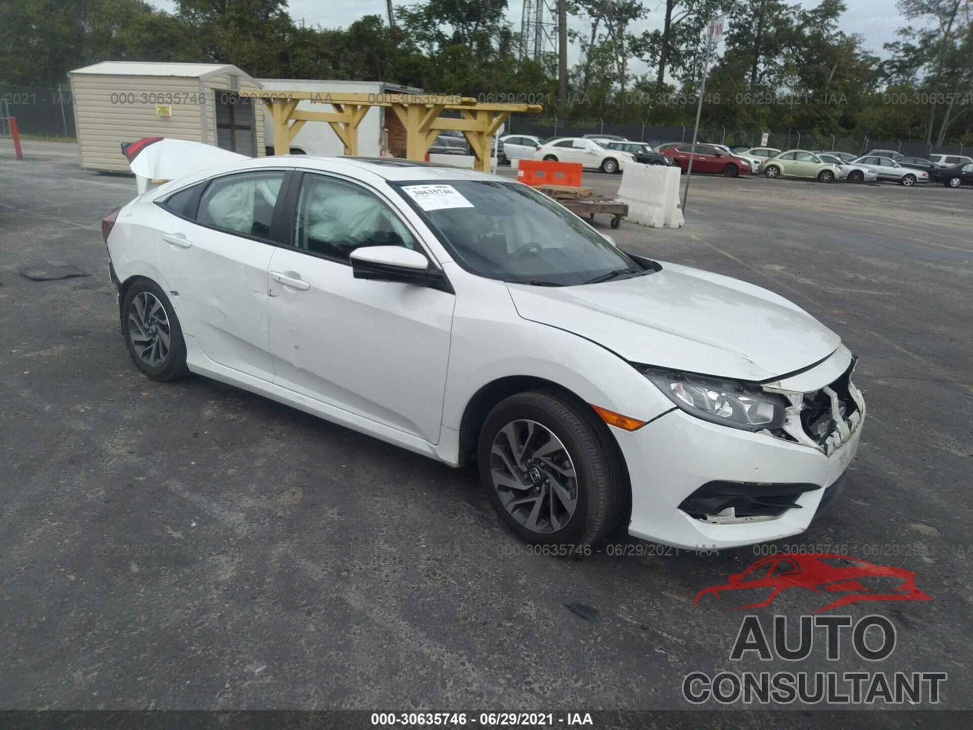 HONDA CIVIC SEDAN 2018 - 19XFC2F72JE208486