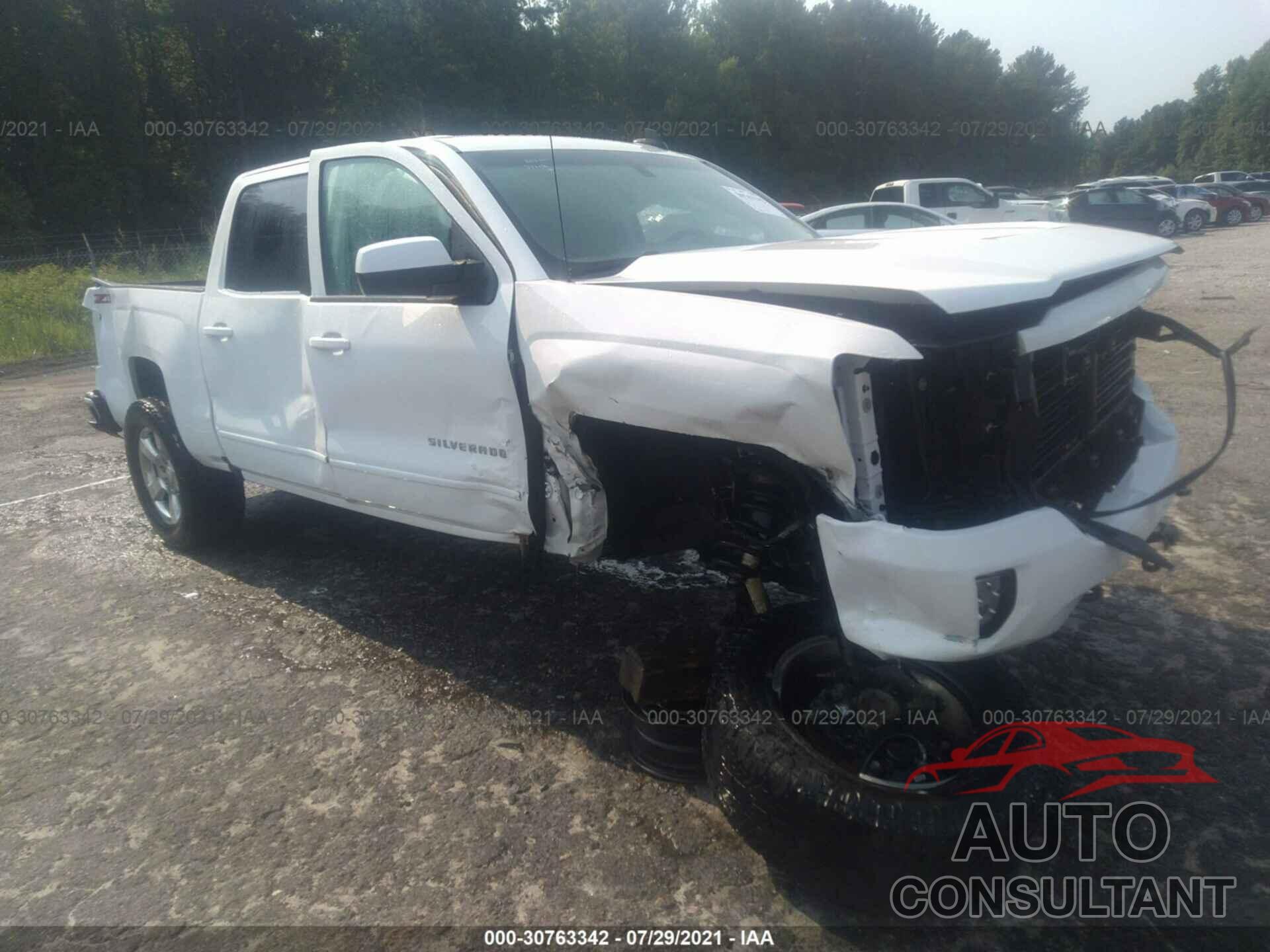 CHEVROLET SILVERADO 1500 2018 - 3GCUKREC1JG307032