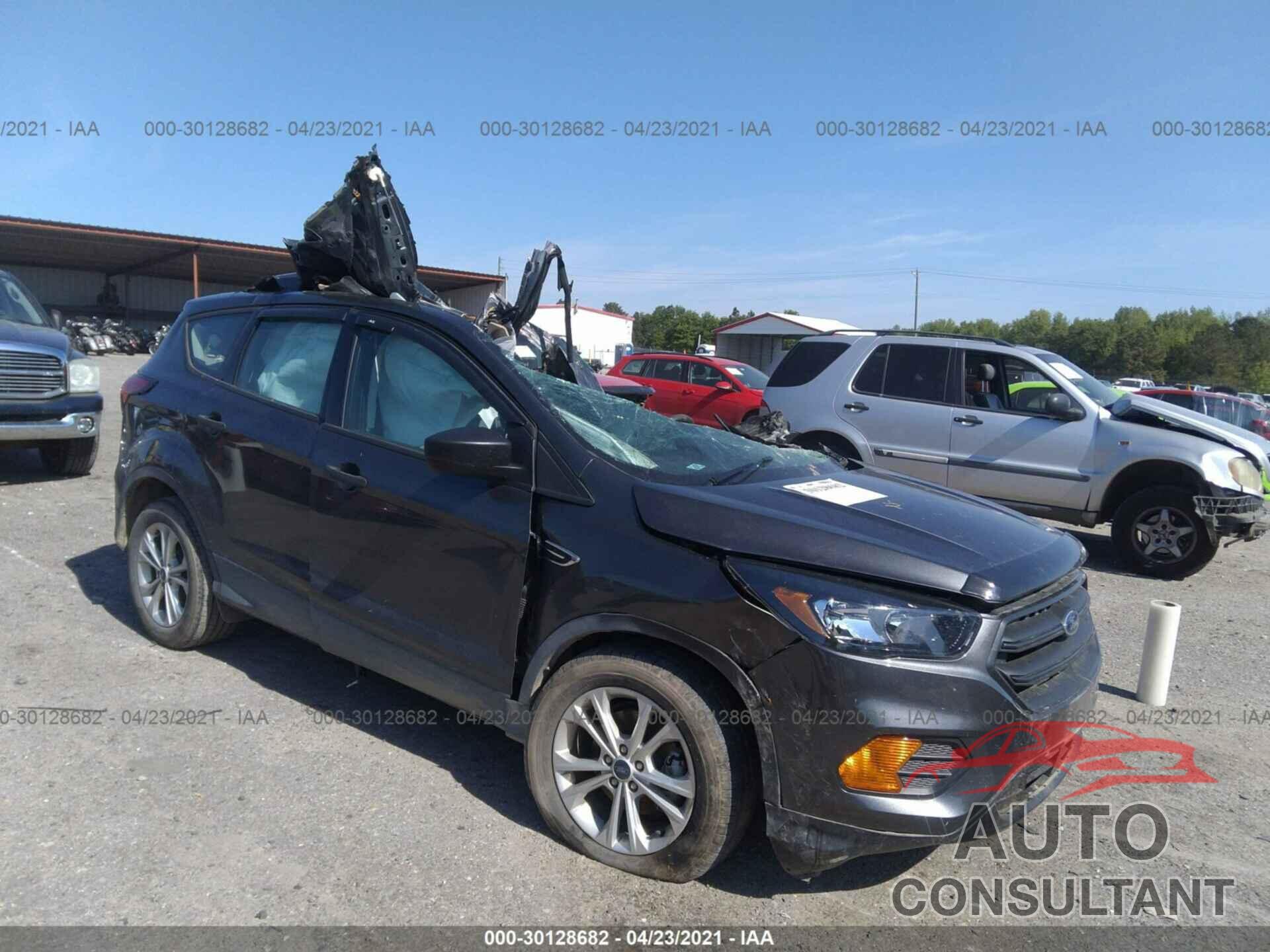 FORD ESCAPE 2019 - 1FMCU0F76KUB22004