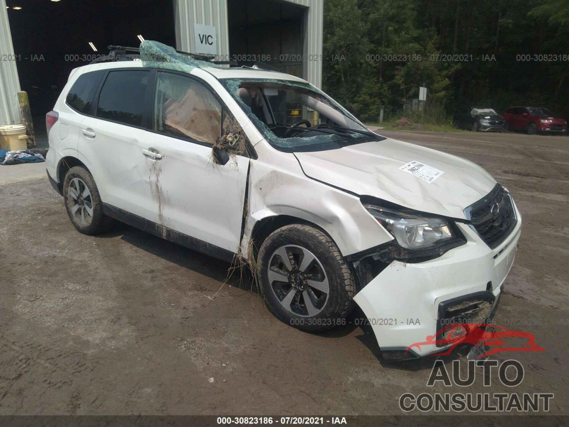 SUBARU FORESTER 2018 - JF2SJAEC1JH435614