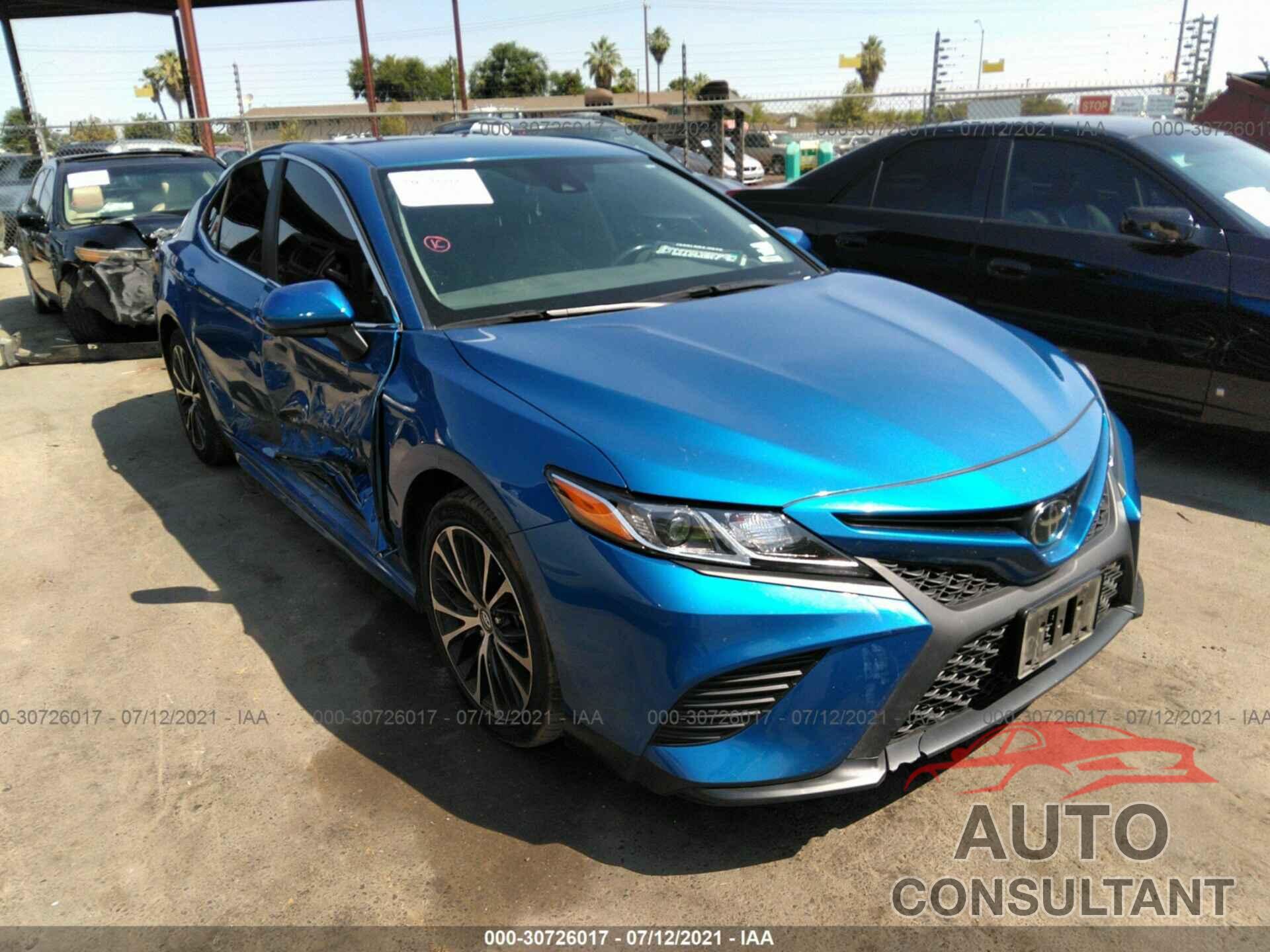 TOYOTA CAMRY 2019 - 4T1B11HK2KU203741