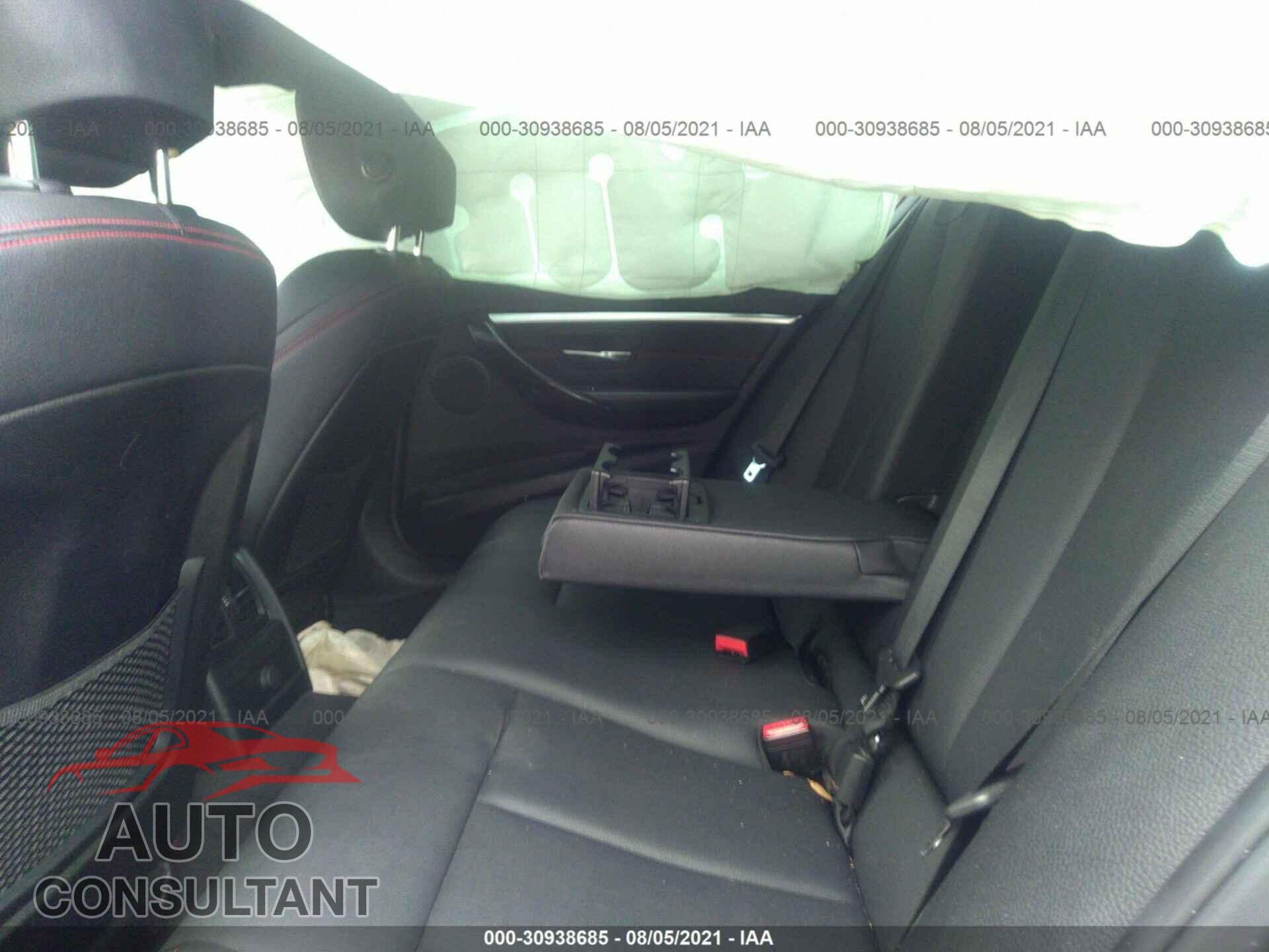 BMW 3 SERIES 2016 - WBA8E9G59GNU30596