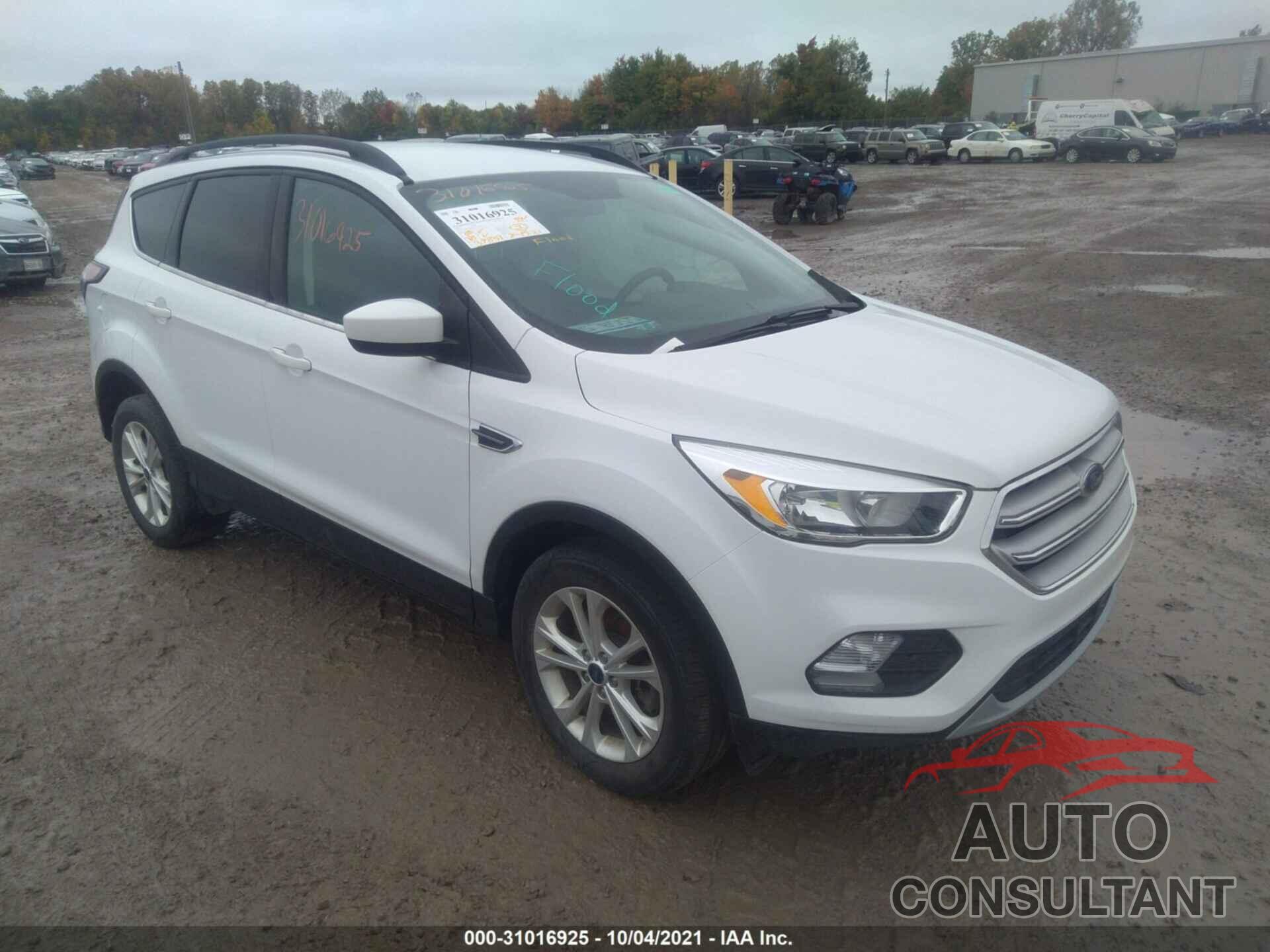 FORD ESCAPE 2018 - 1FMCU9GD7JUA76089
