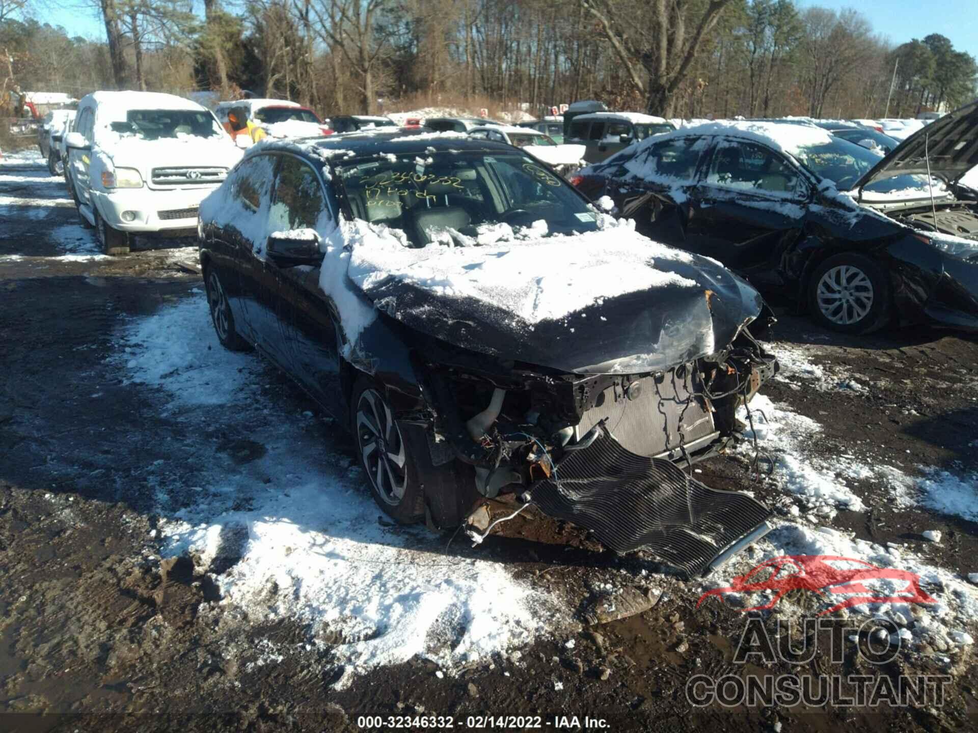 HONDA ACCORD SEDAN 2017 - 1HGCR3F88HA017119