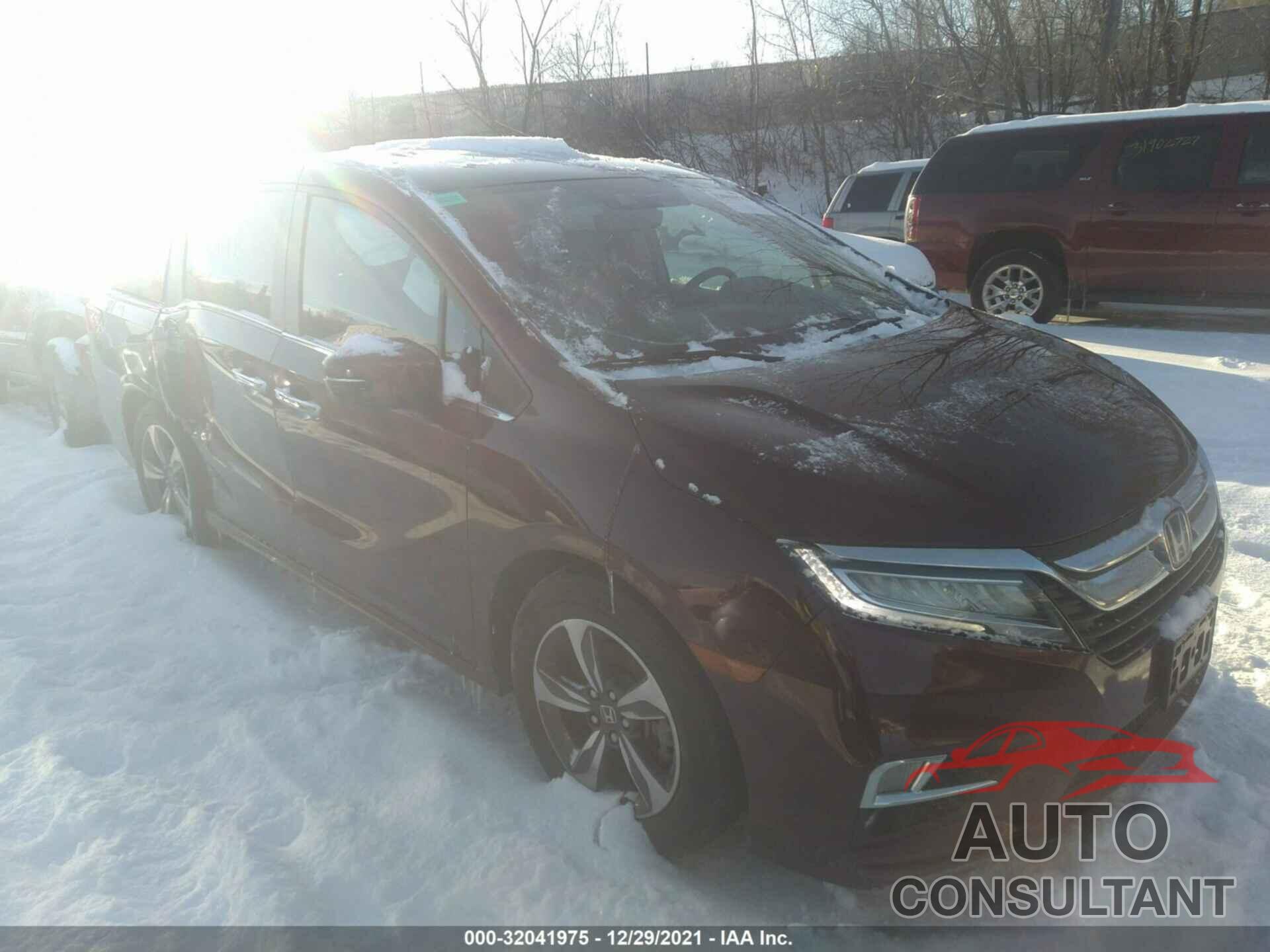 HONDA ODYSSEY 2018 - 5FNRL6H8XJB000182