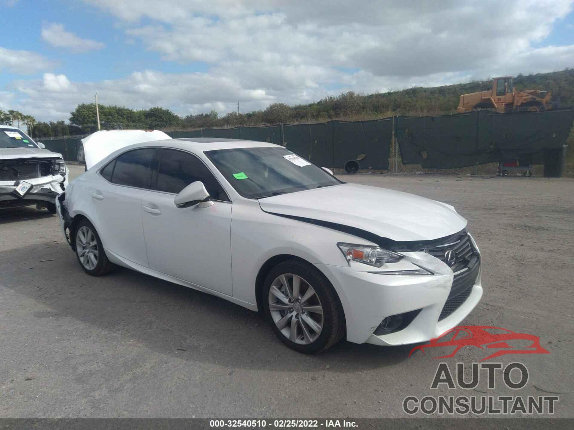 LEXUS IS 200T 2016 - JTHBA1D24G5024157