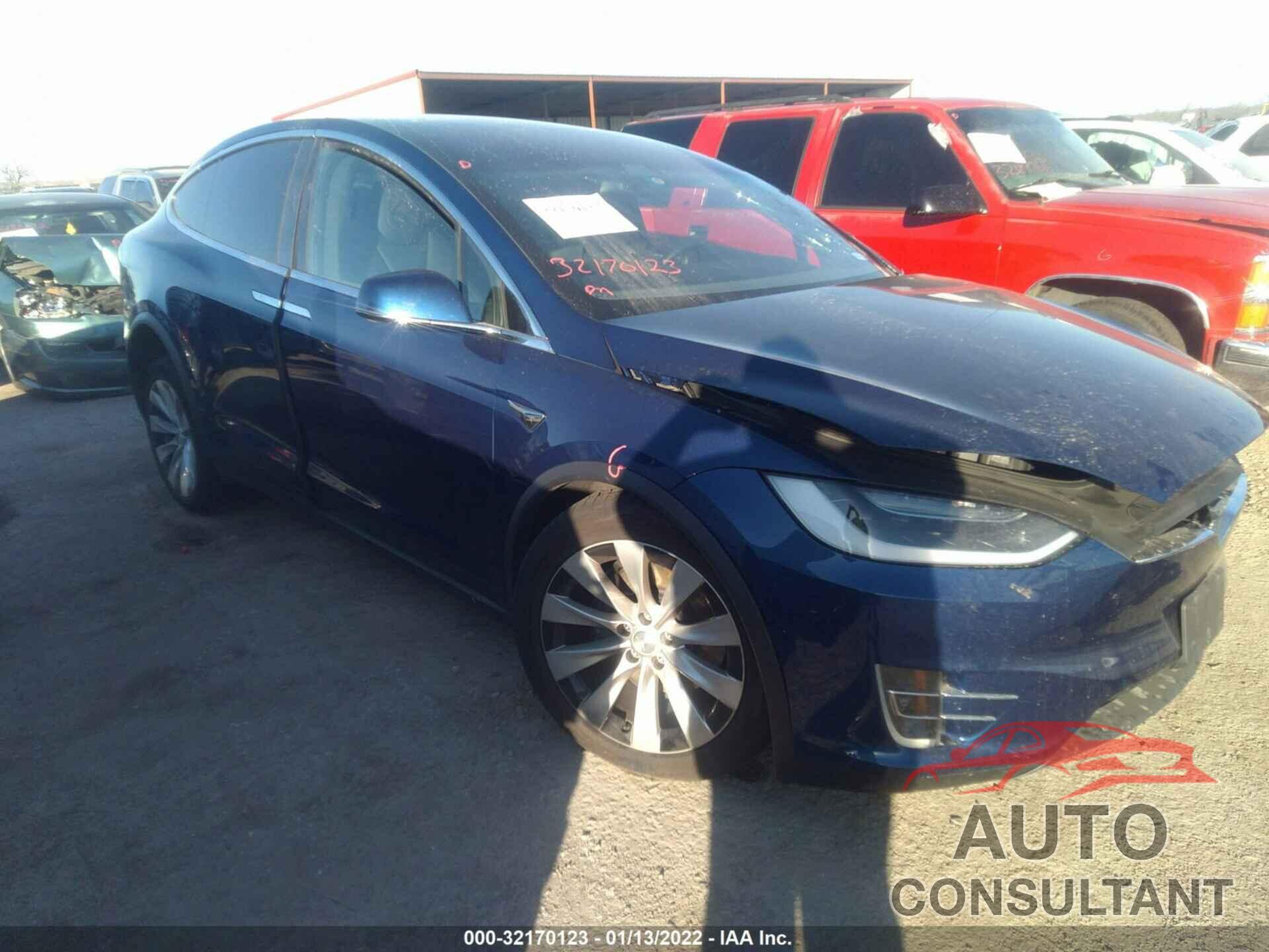 TESLA MODEL X 2019 - 5YJXCBE26KF191312