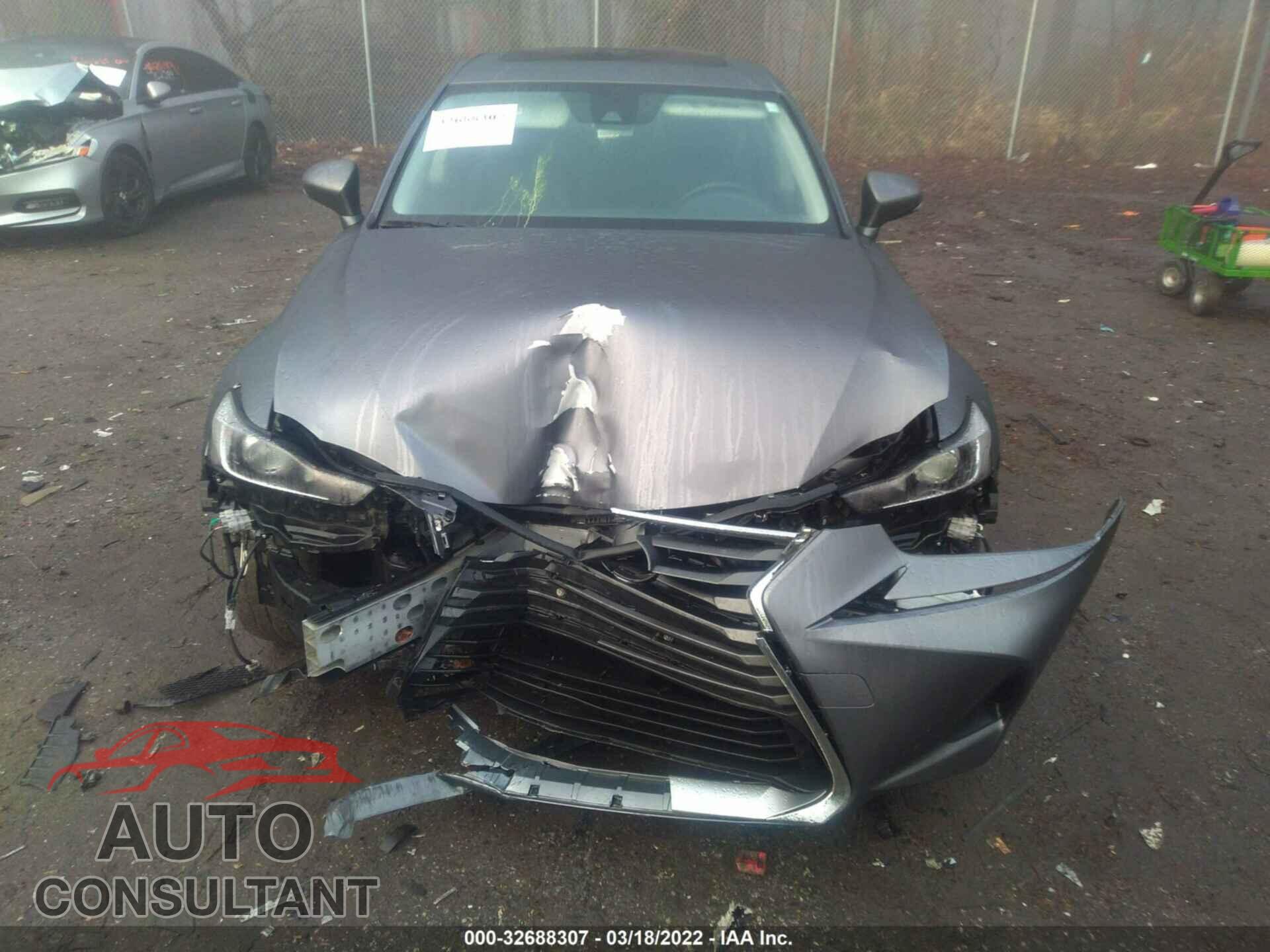 LEXUS IS 2017 - JTHCM1D23H5016516