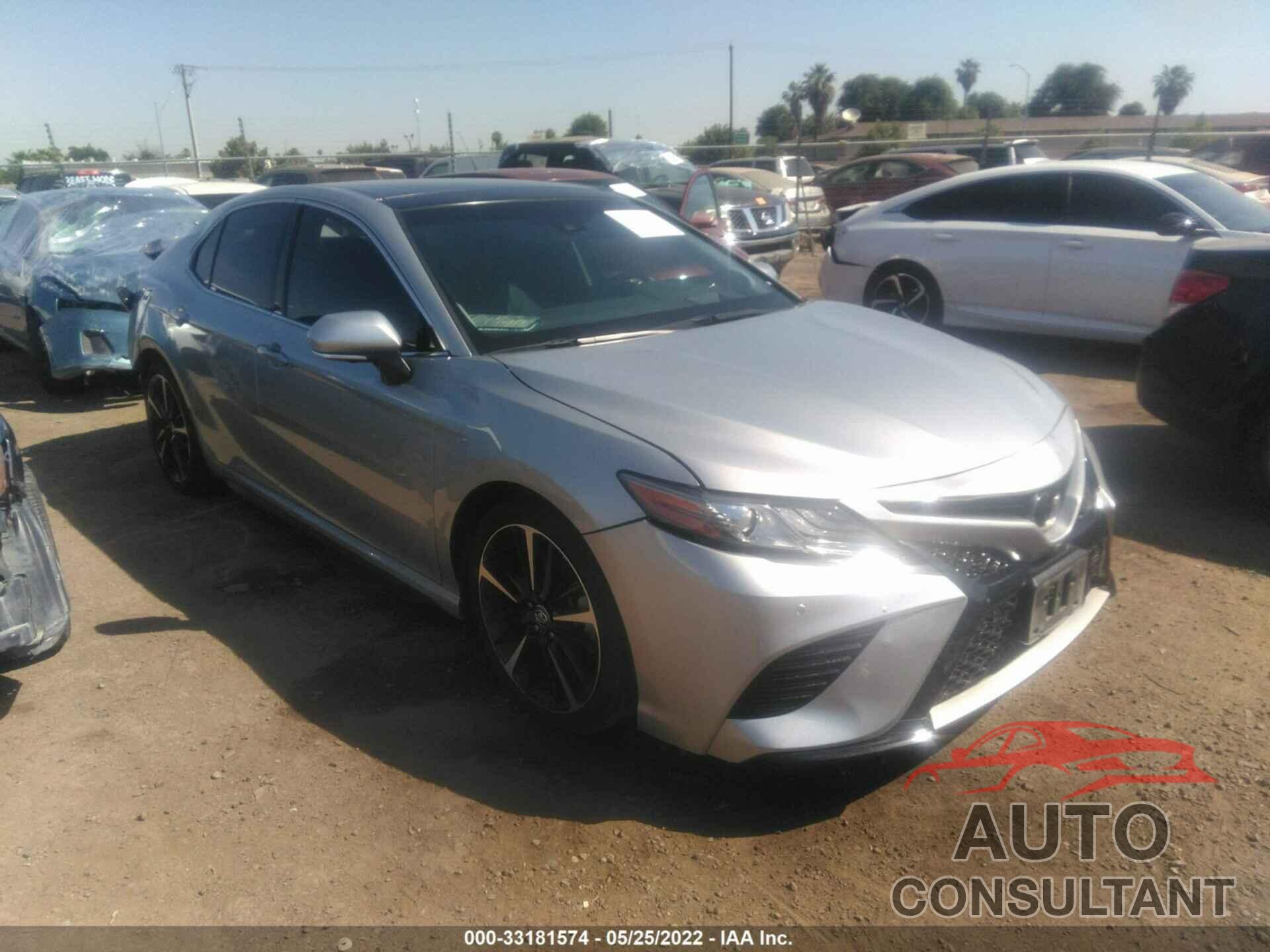 TOYOTA CAMRY 2018 - 4T1BZ1HK3JU019559