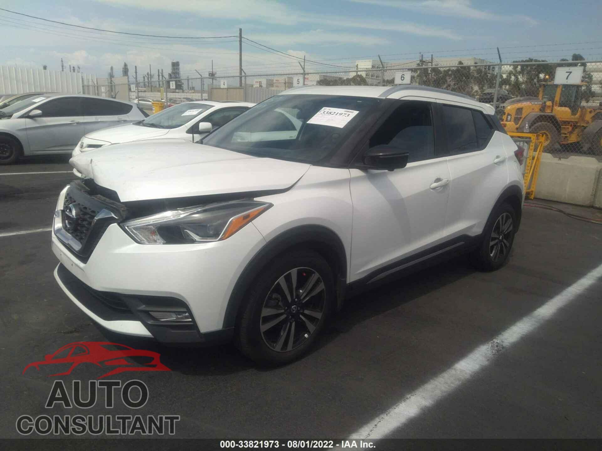 NISSAN KICKS 2018 - 3N1CP5CU6JL512292