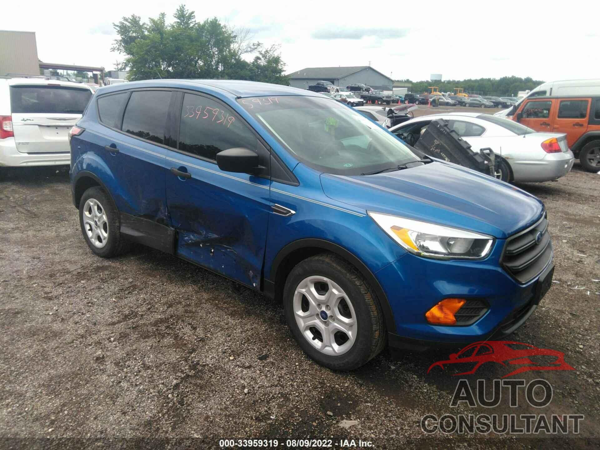 FORD ESCAPE 2017 - 1FMCU0F78HUD50658