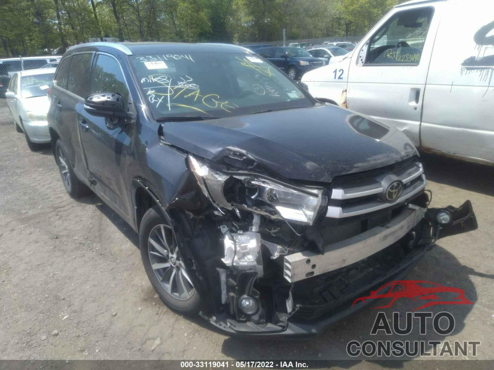 TOYOTA HIGHLANDER 2018 - 5TDJZRFH6JS557764