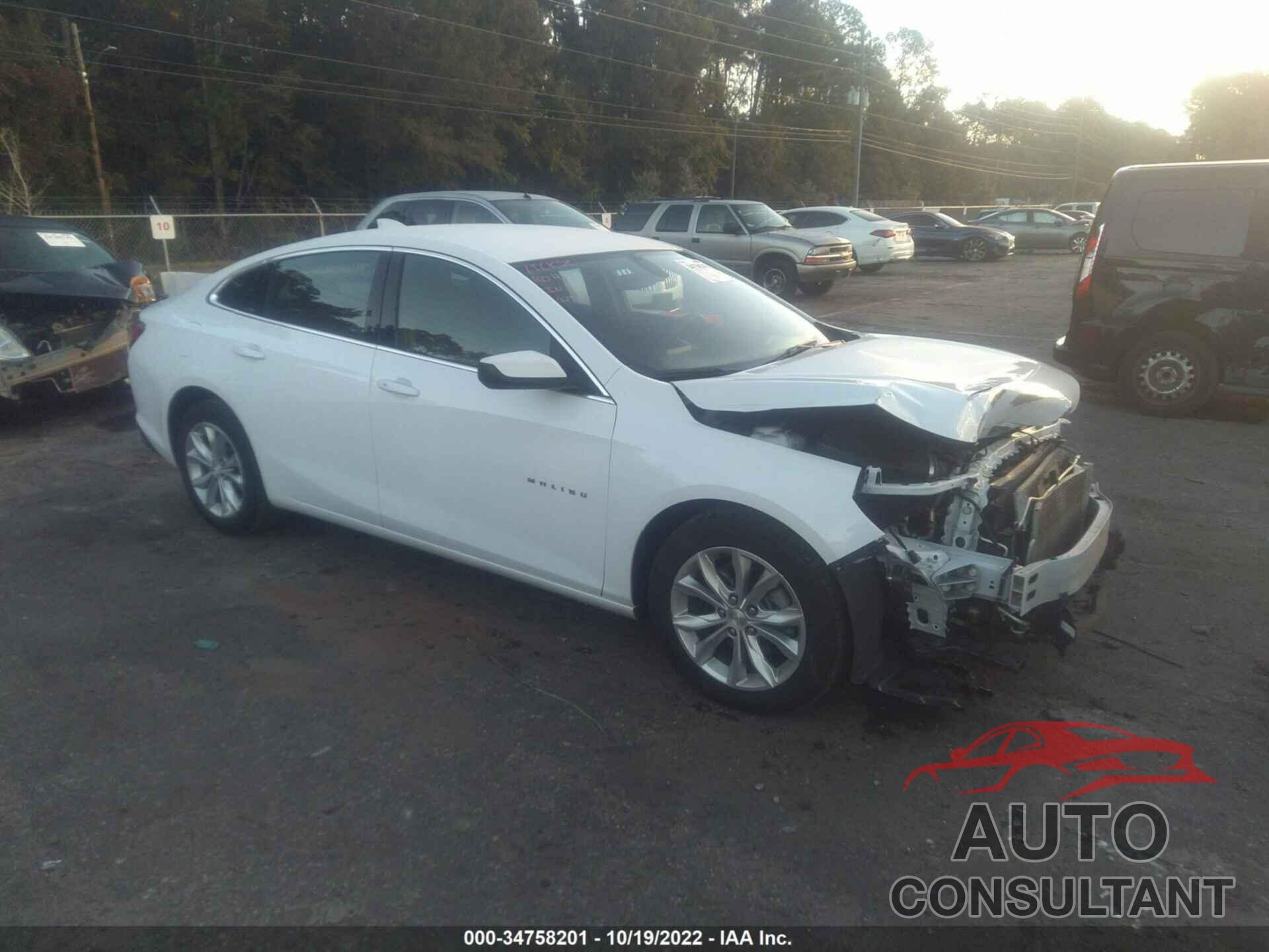 CHEVROLET MALIBU 2021 - 1G1ZD5ST5MF022720