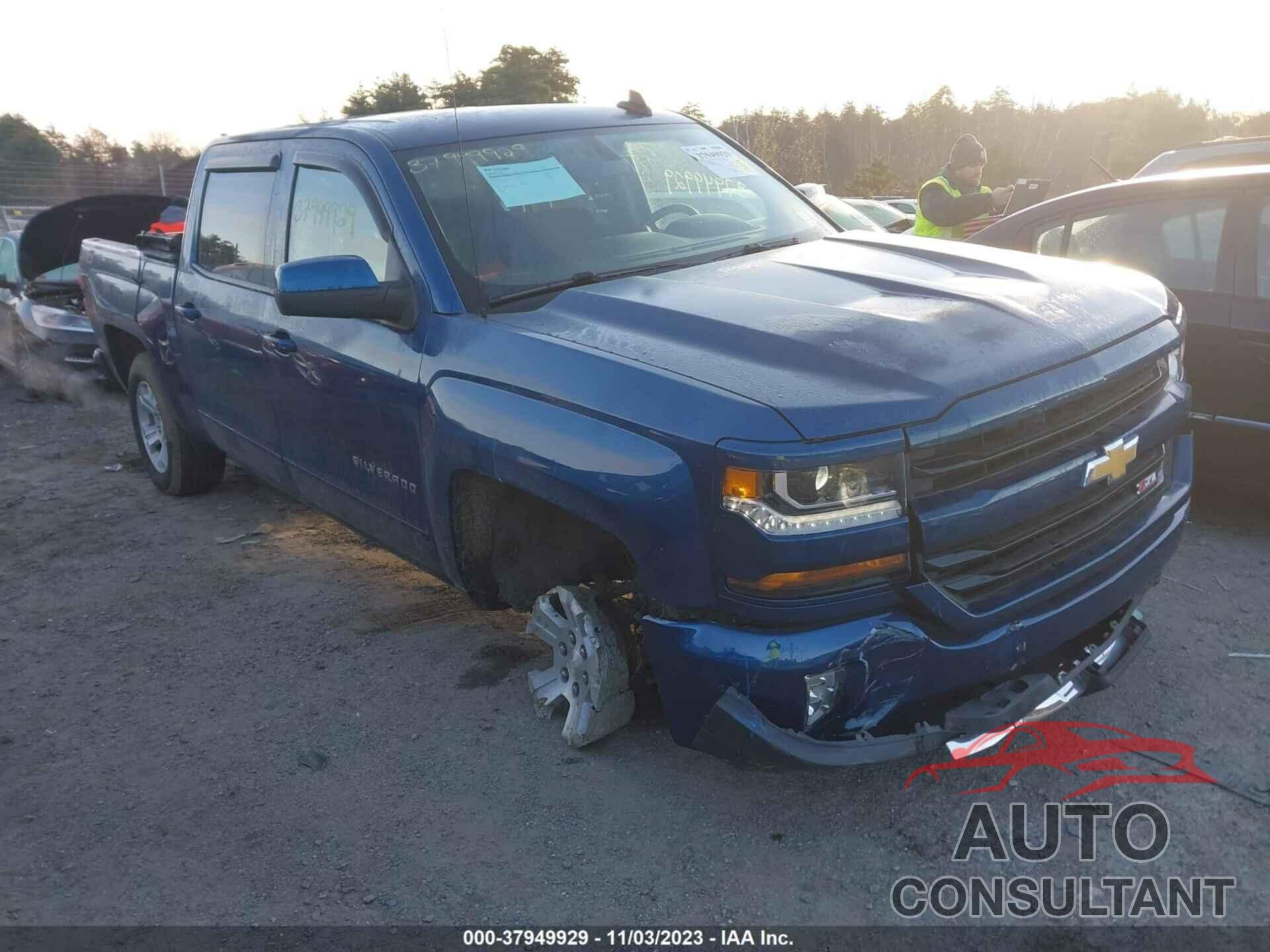 CHEVROLET SILVERADO 2018 - 3GCUKREC8JG466131