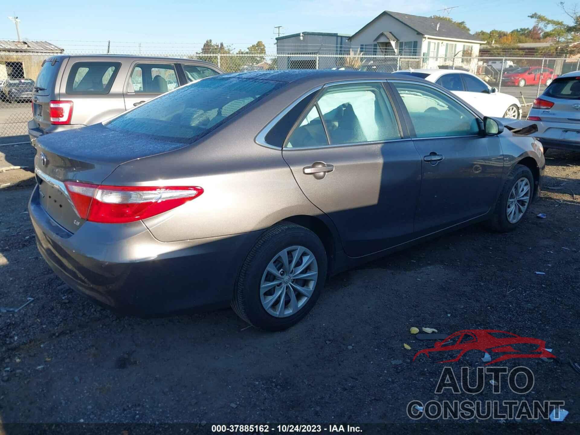 TOYOTA CAMRY 2016 - 4T4BF1FK2GR583939