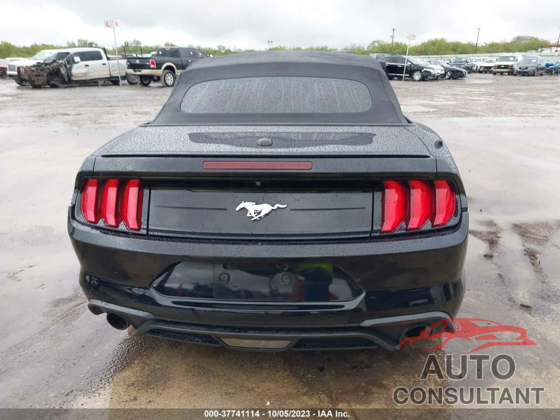FORD MUSTANG 2018 - 1FATP8UH5J5166449
