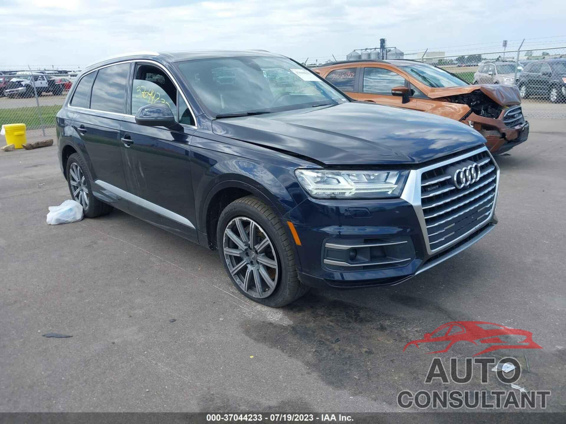 AUDI Q7 2017 - WA1VAAF78HD056814