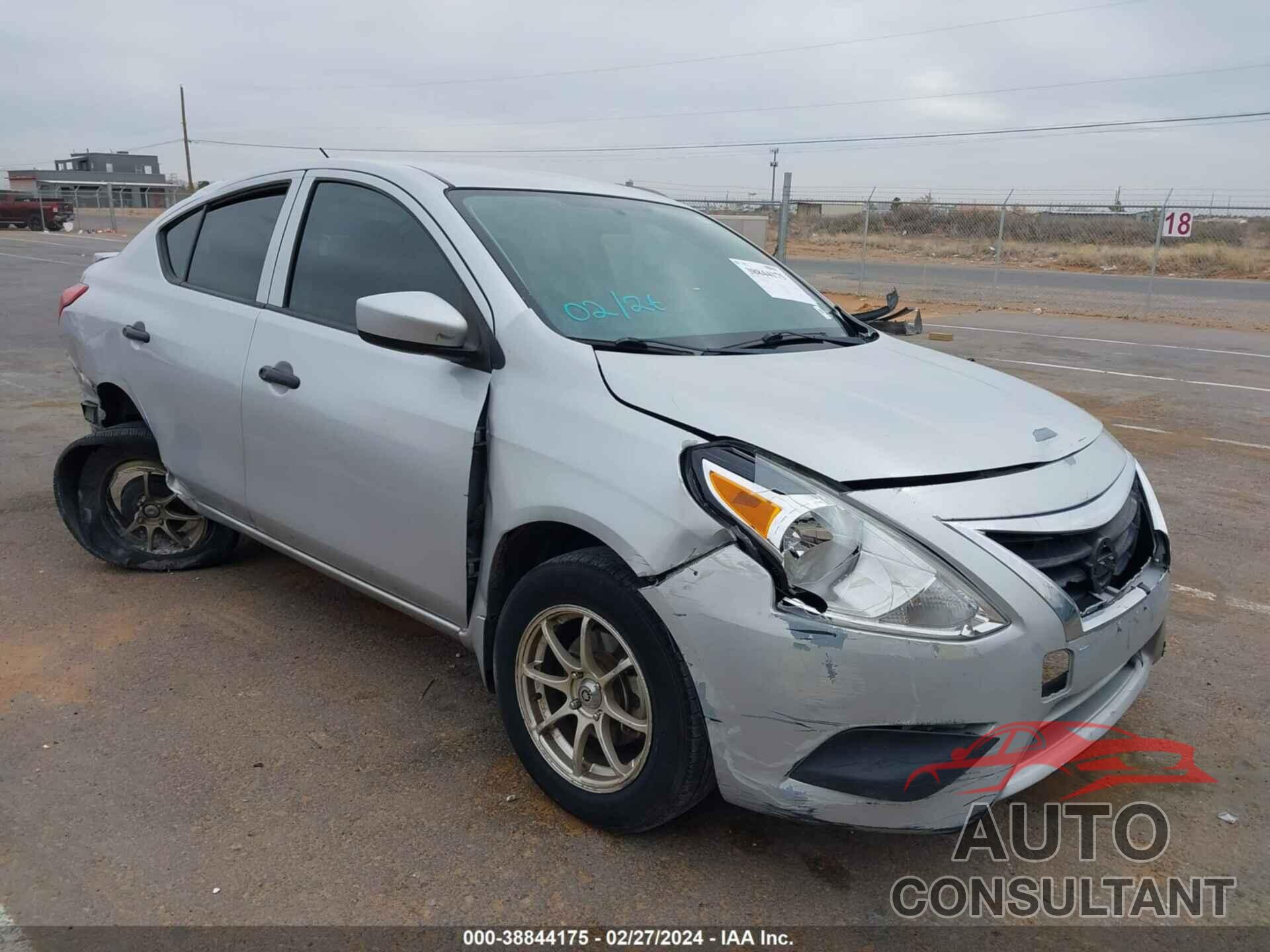 NISSAN VERSA 2017 - 3N1CN7AP8HL856862