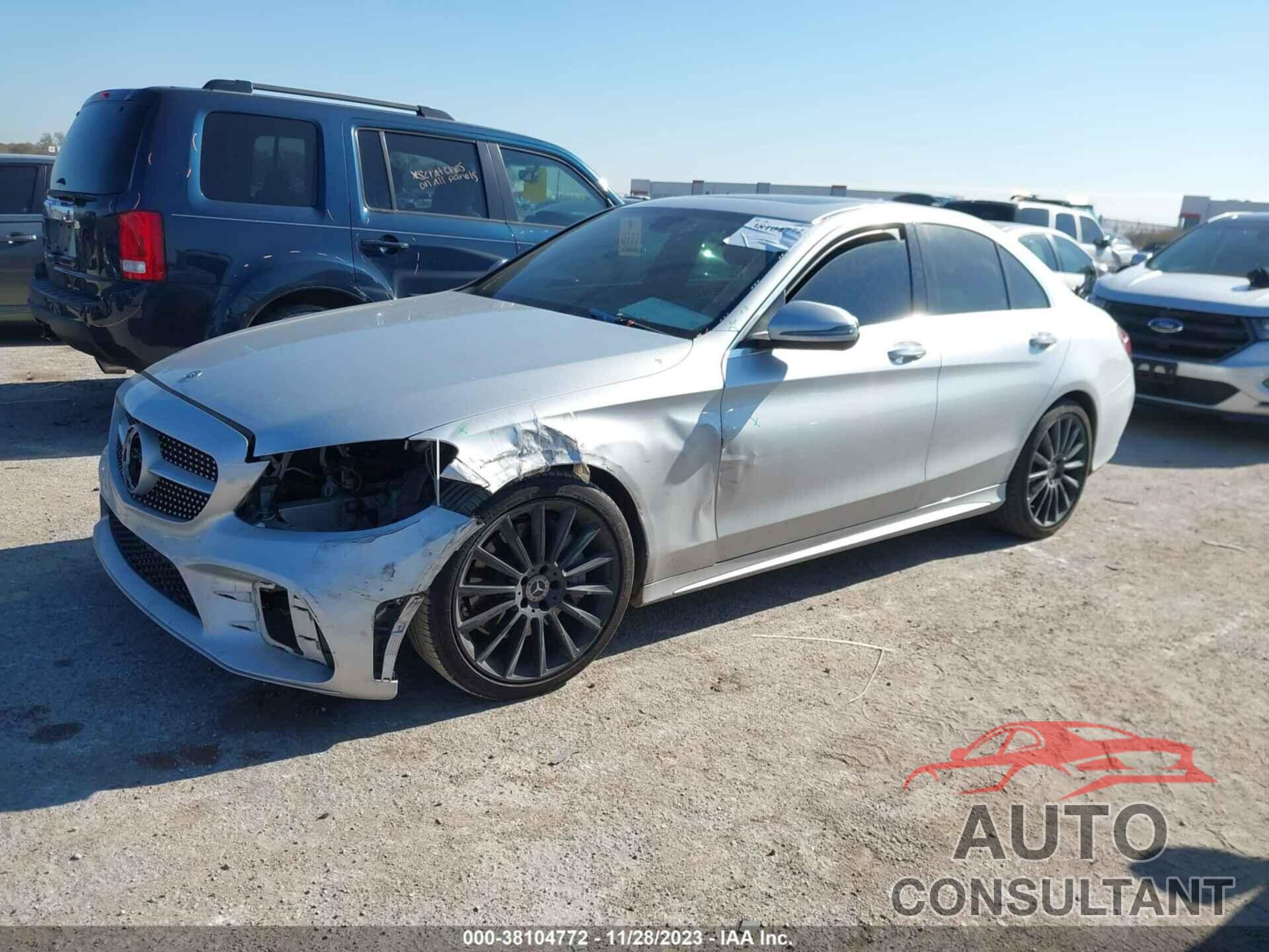 MERCEDES-BENZ C 300 2019 - 55SWF8DBXKU308007