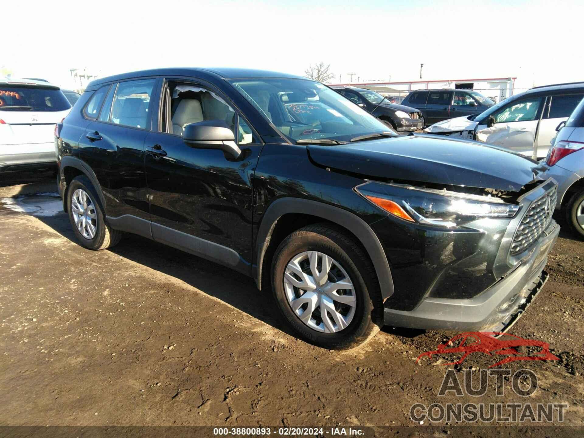TOYOTA COROLLA CROSS 2022 - 7MUAAABG8NV001814