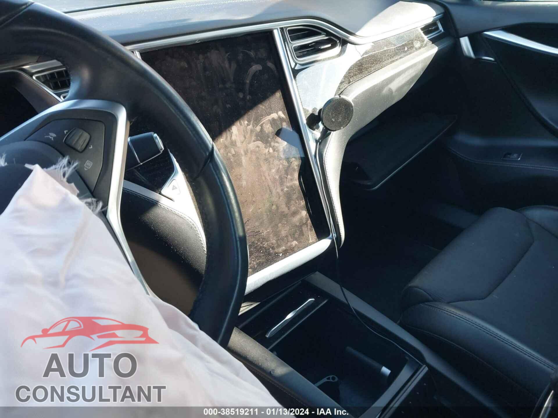 TESLA MODEL S 2017 - 5YJSA1E15HF213911
