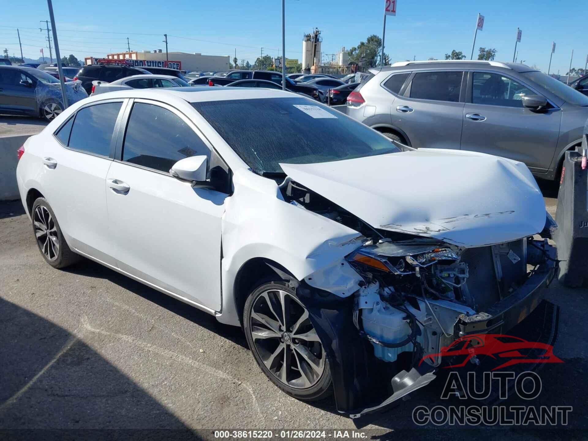 TOYOTA COROLLA 2018 - 5YFBURHE4JP770758