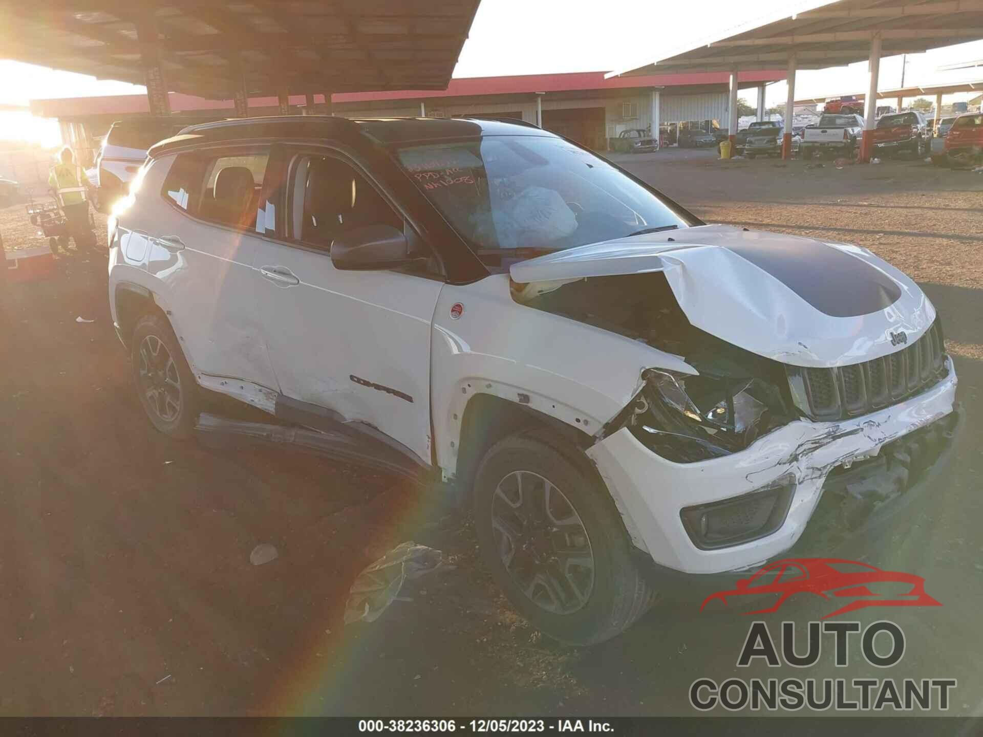 JEEP COMPASS 2019 - 3C4NJDDB6KT721399