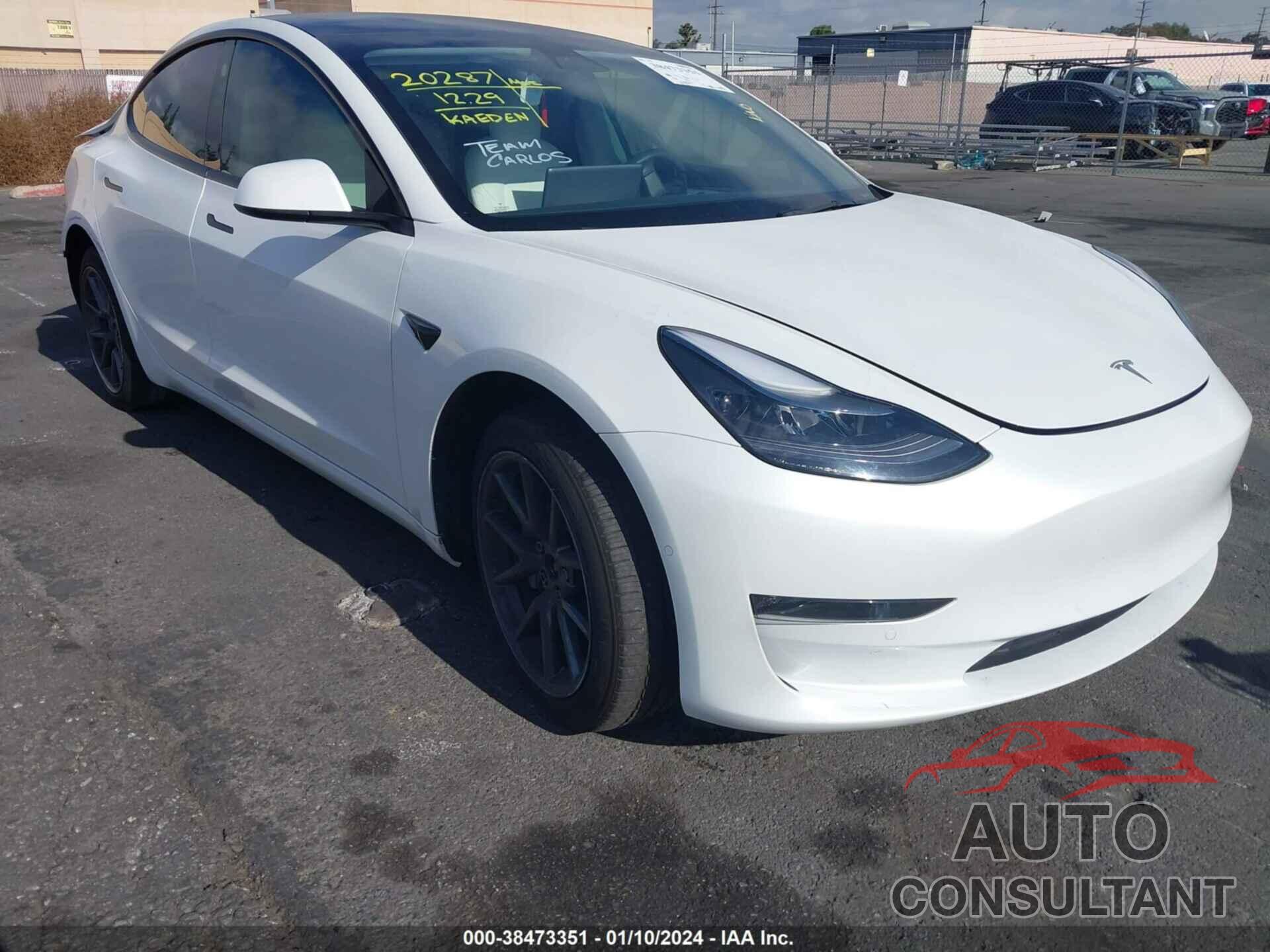 TESLA MODEL 3 2022 - 5YJ3E1EB6NF135877