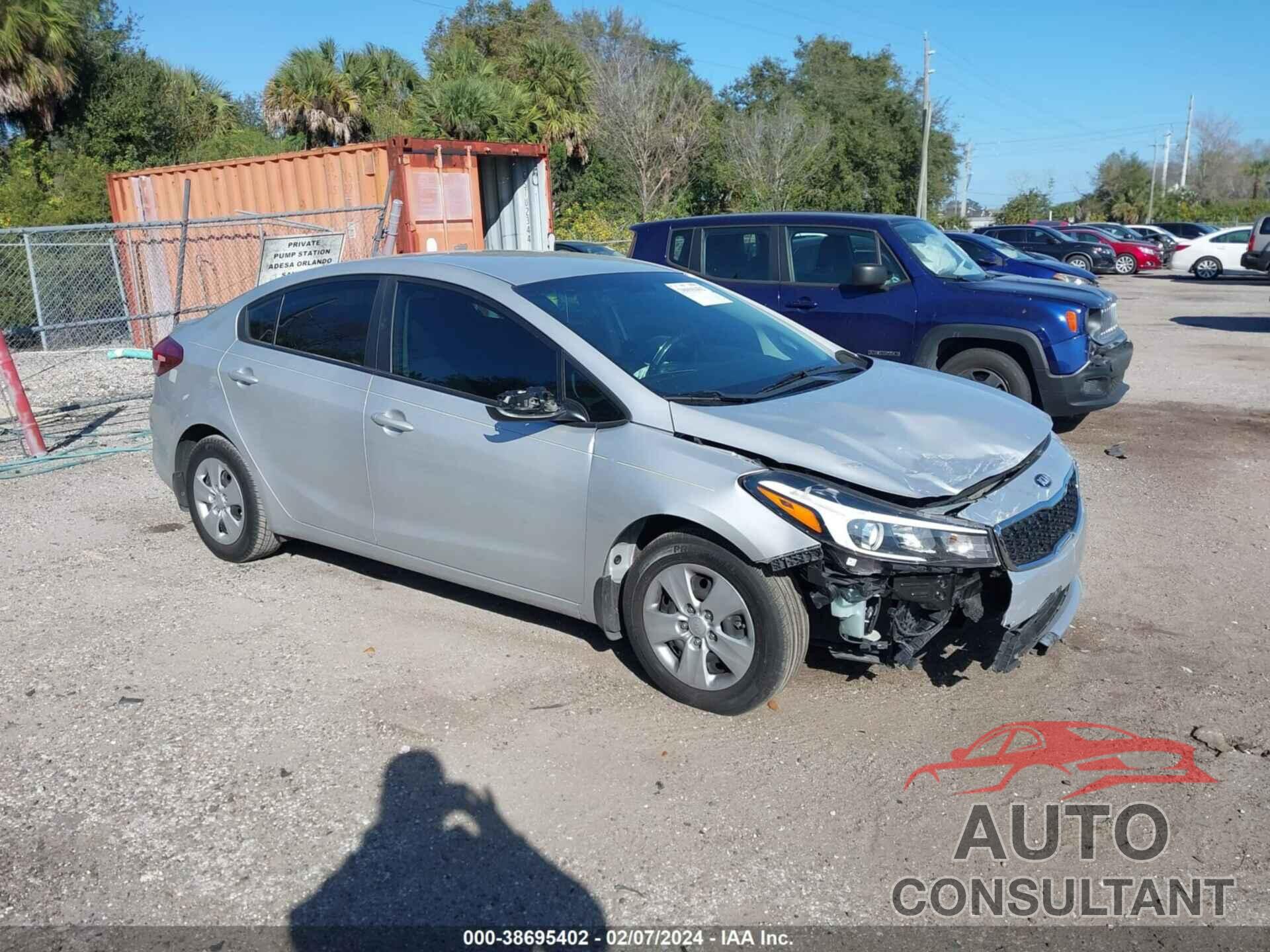 KIA FORTE 2018 - 3KPFK4A72JE229862