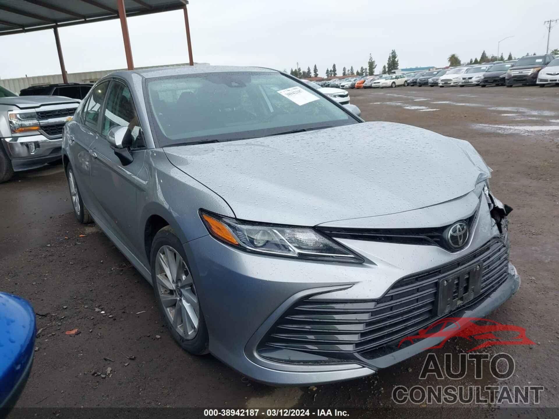 TOYOTA CAMRY 2023 - 4T1C11AK9PU131152